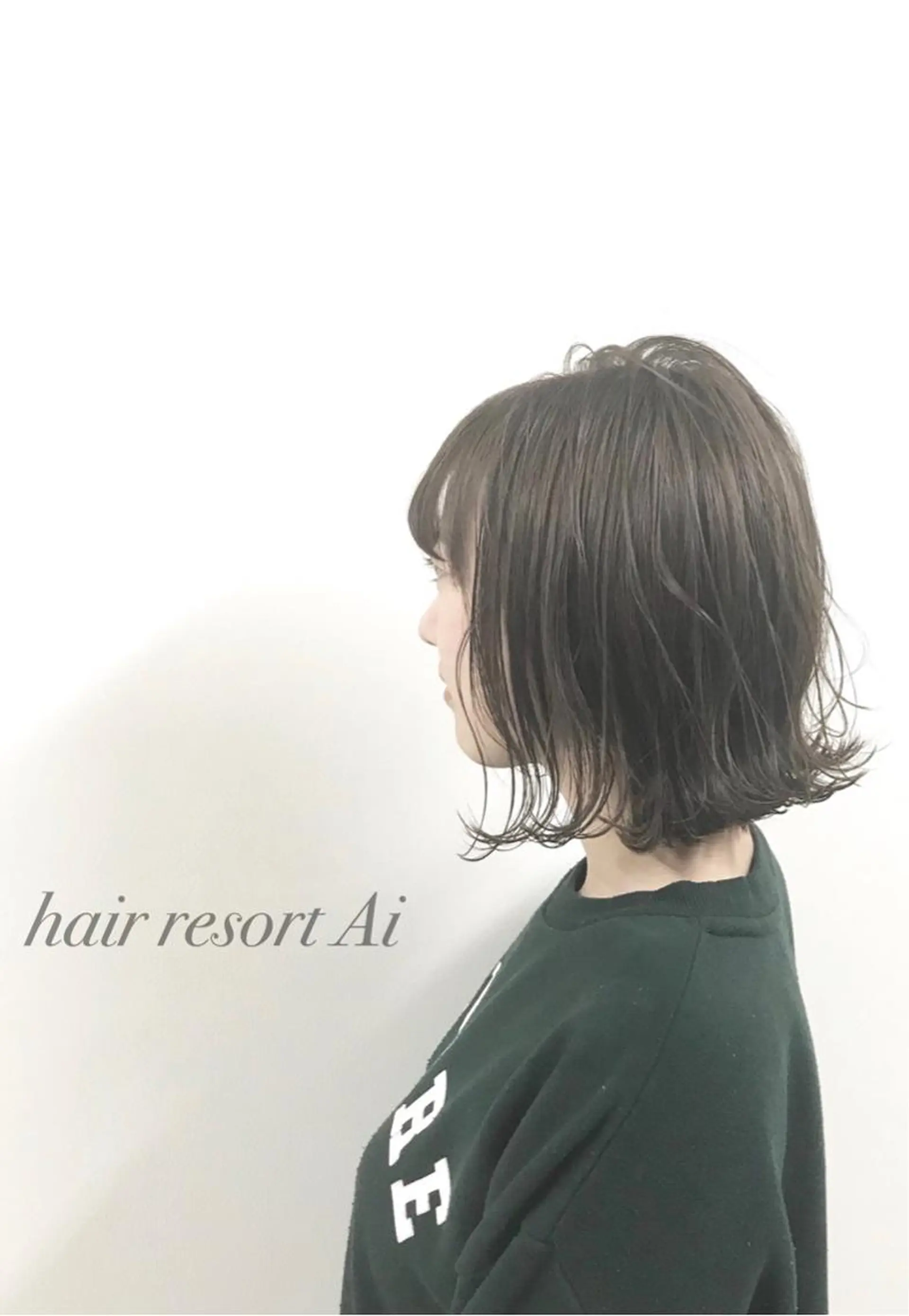 ミディアム カラー ボブ 外ハネヘア カット エリアNo.1カラー ⭐️hikaru⭐️のヘアスタイル