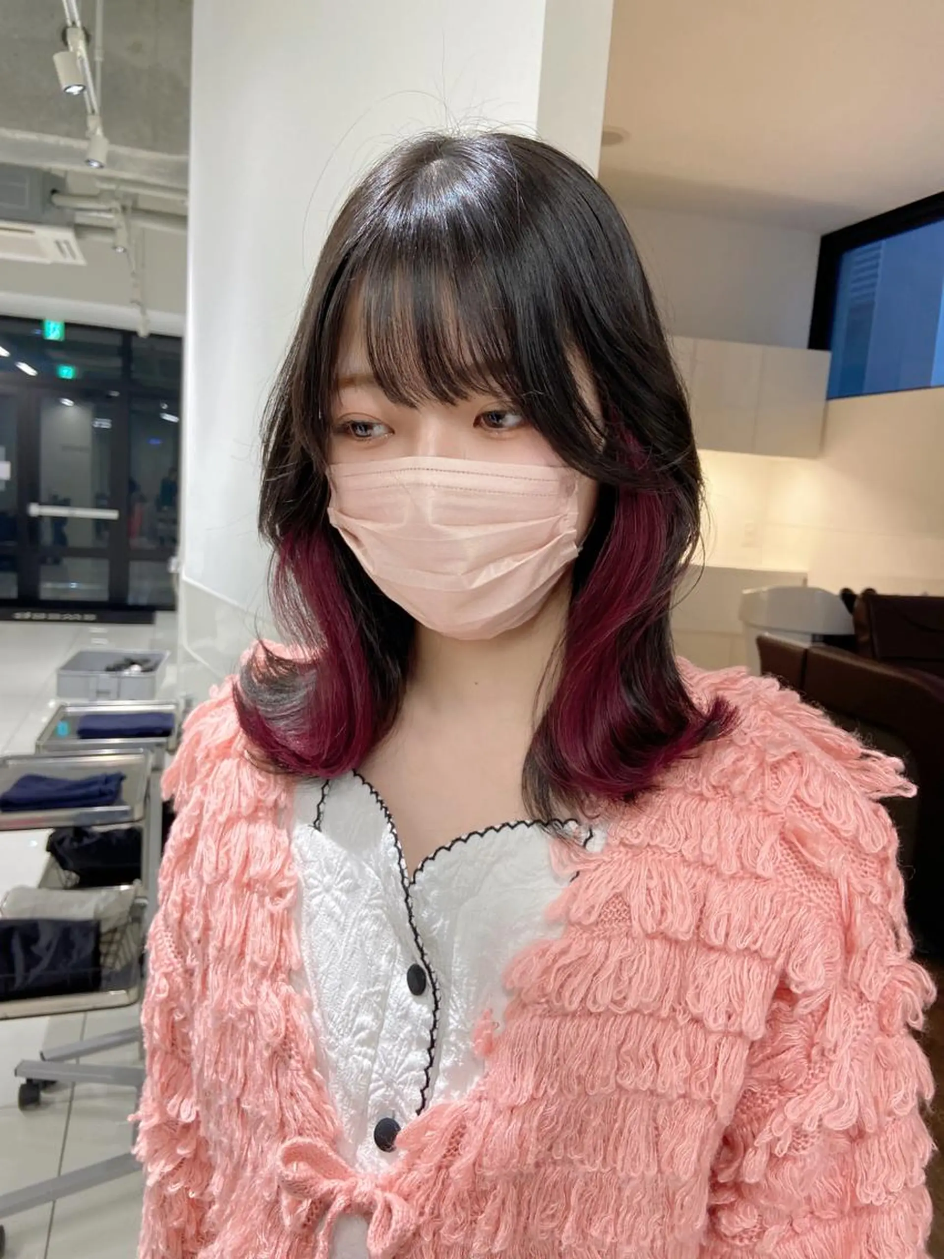 セミロング カラー エクステ Amelie yunのヘアスタイル