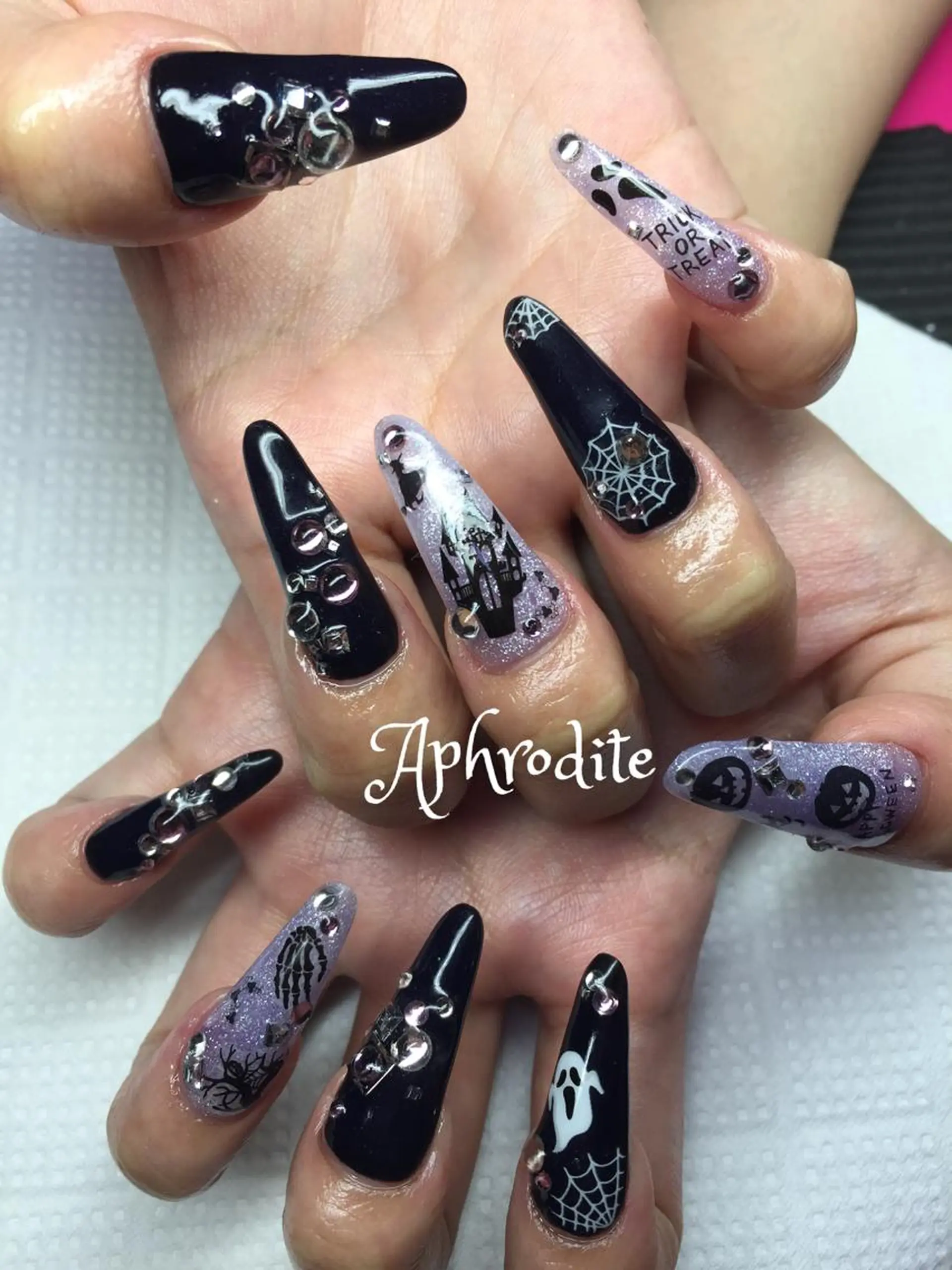 ネイル ハロウィン ロングネイル スカルプネイル Aphrodite パラジェル認定サロンのネイルデザイン