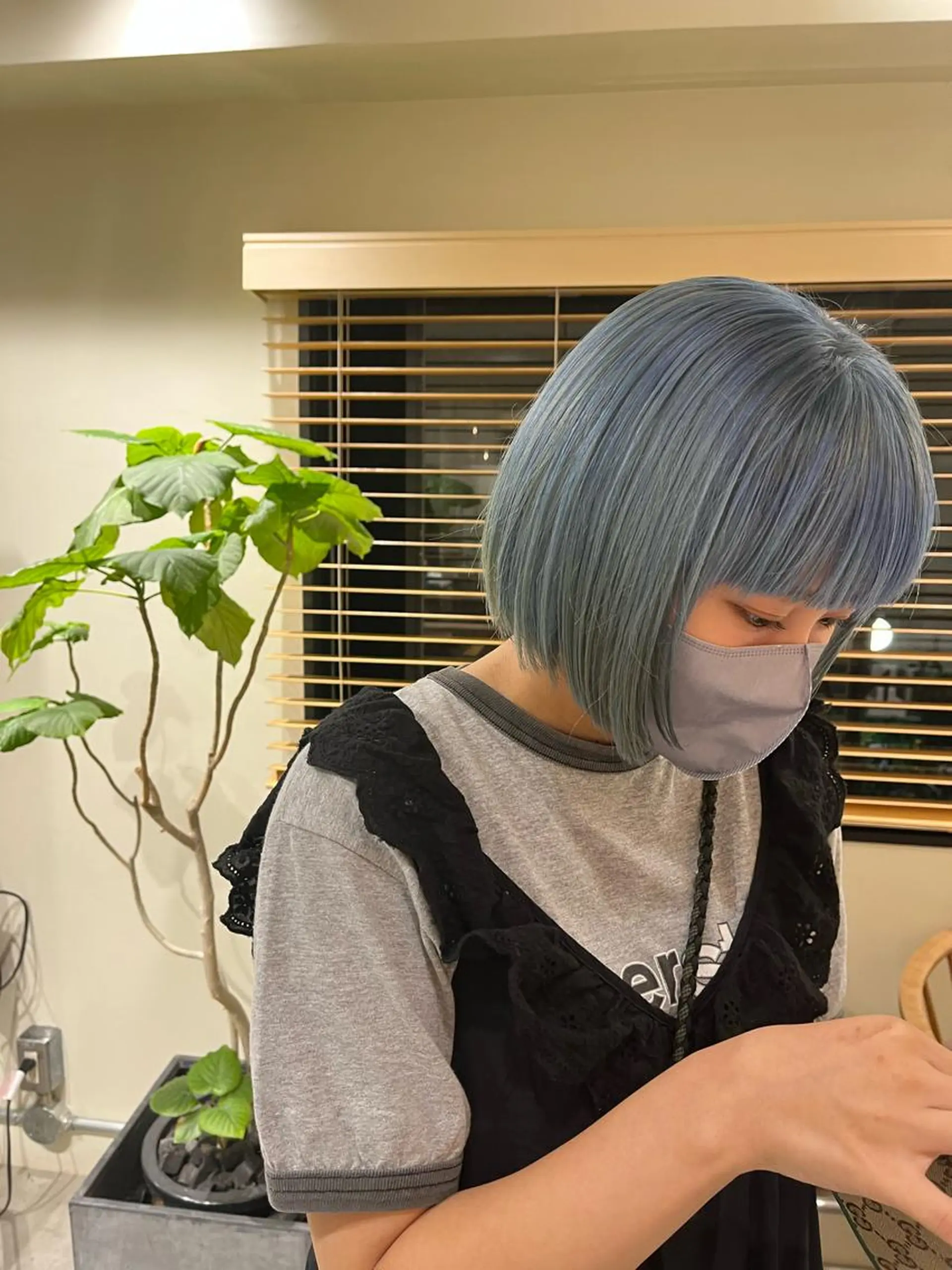 ミディアム カラー ヘアアレンジ 🦮shiori アイドルオタク🦮のヘアスタイル