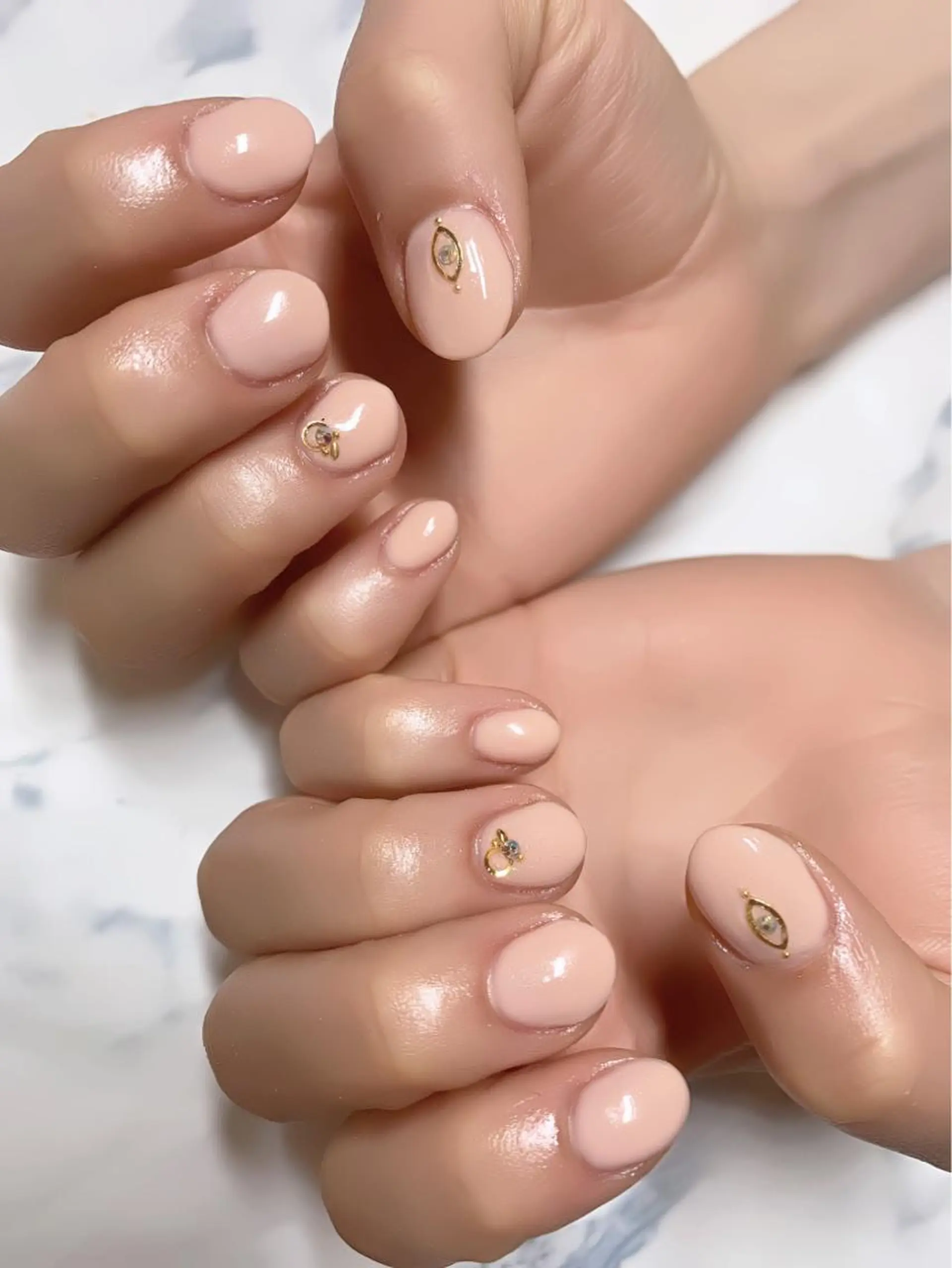 ネイル 菅野 愛花のネイルデザイン