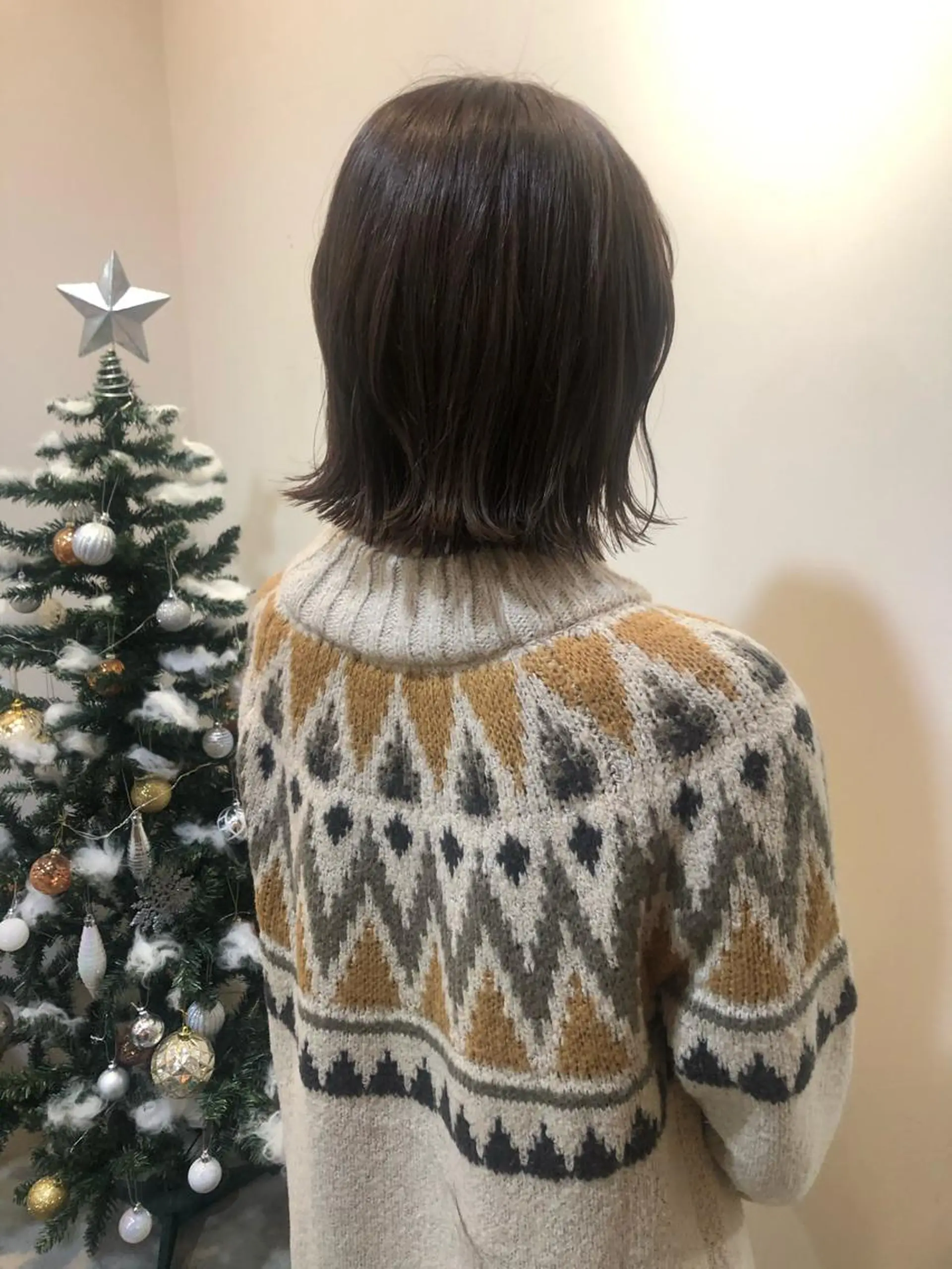 ミディアム カラー ヘアカラー トリートメント MIOベージュカラー 柔らかいカラーのヘアスタイル