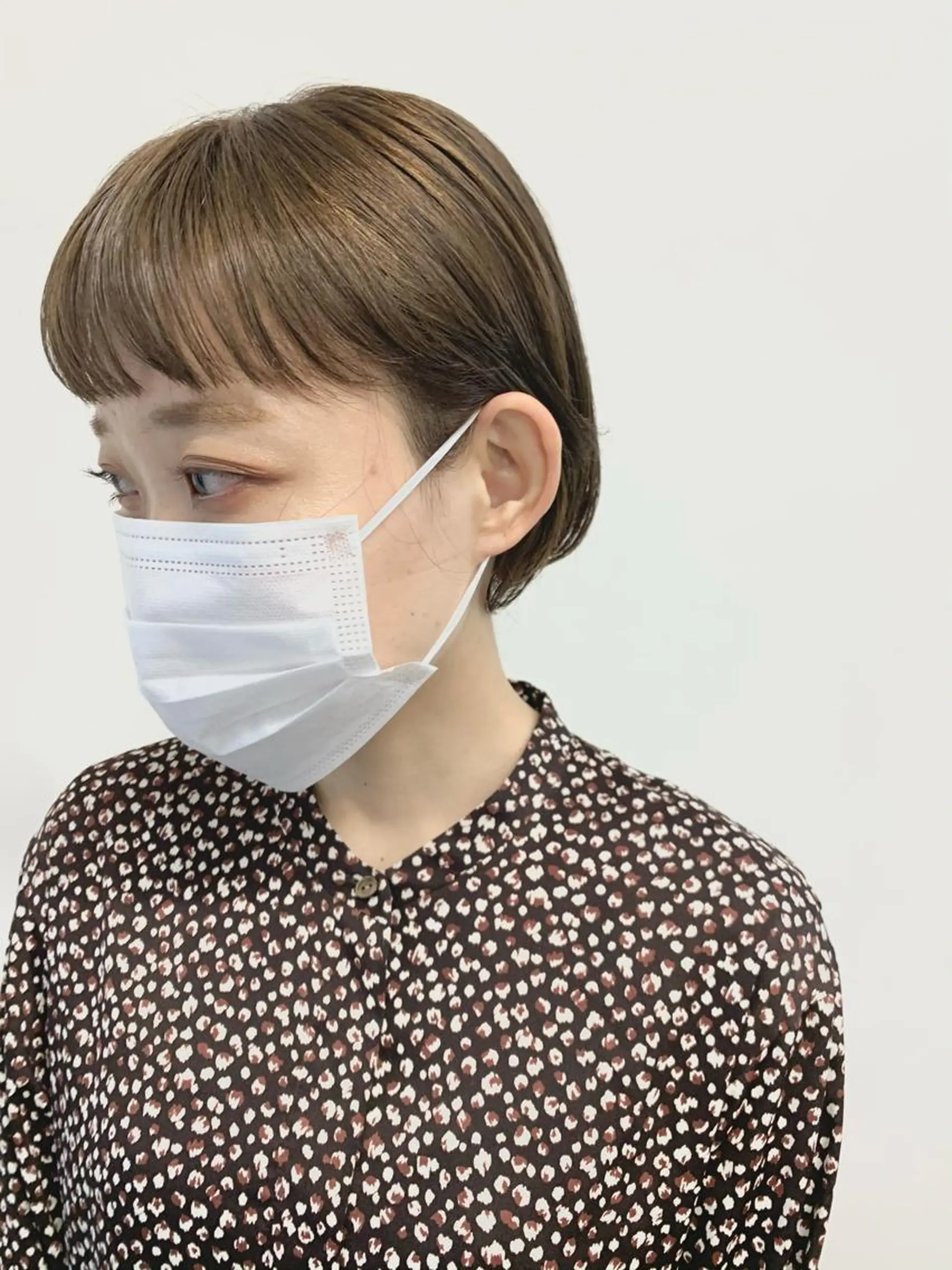 ショート カラー 肌に馴染む暗髪 梅田・増田のヘアスタイル