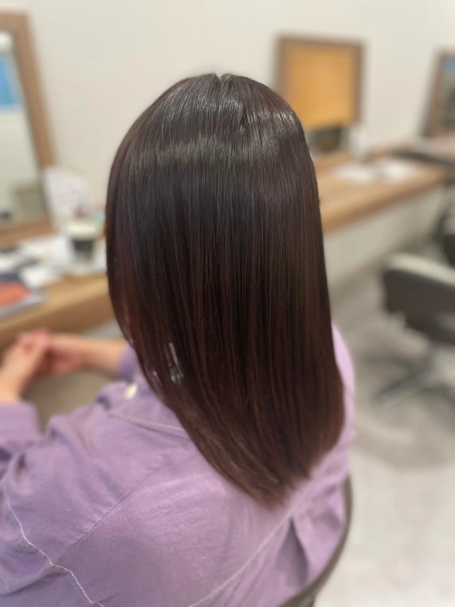 セミロング カラー パーマ 山越 美裕樹のヘアスタイル