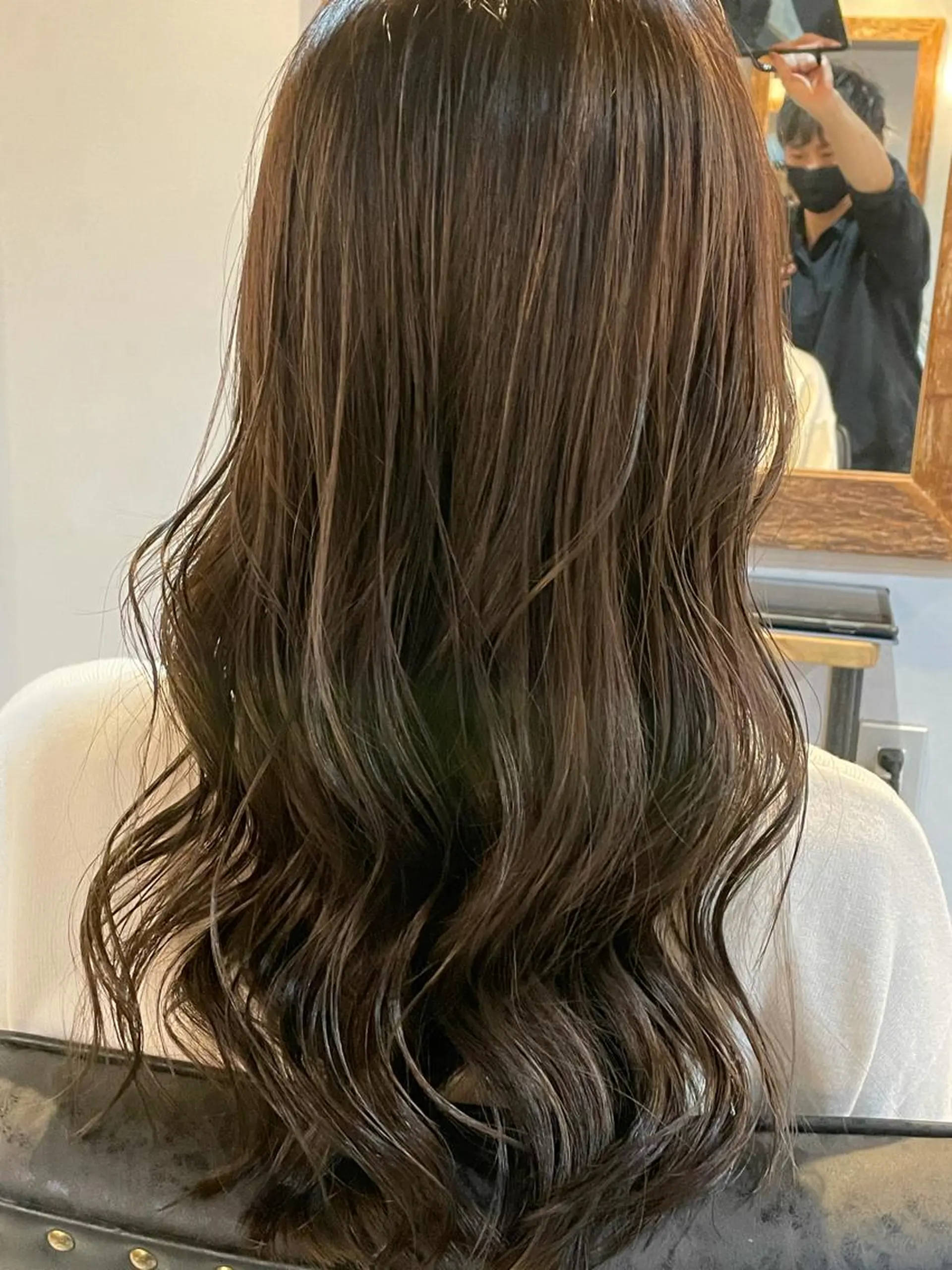 ロング カラー ハイライト 透明感カラー松本のヘアスタイル