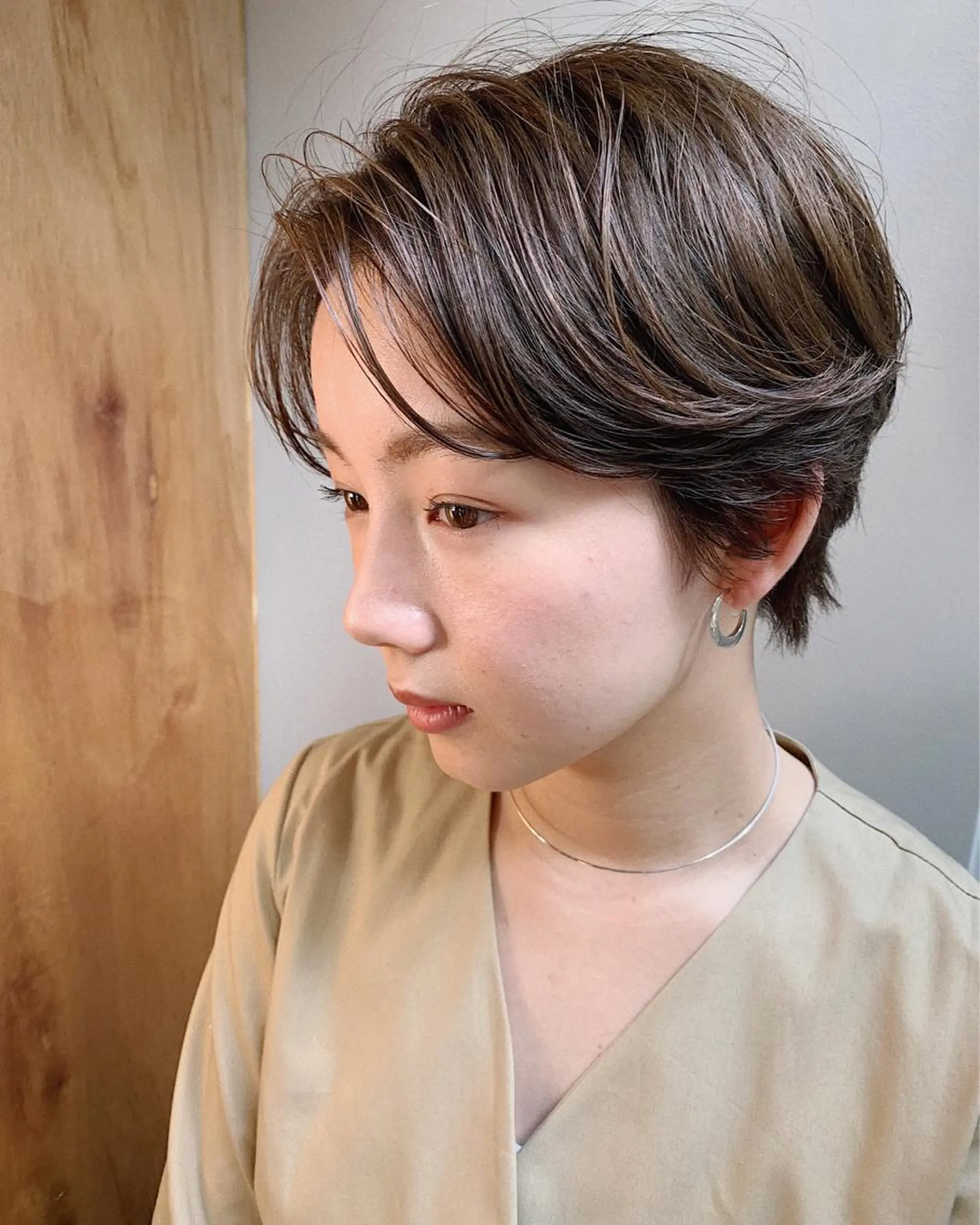 ショート カラー パーマ ヘアアレンジ ハンサムショート ショートヘア 小顔カット カット ヘアセット 松田 亮葉のヘアスタイル