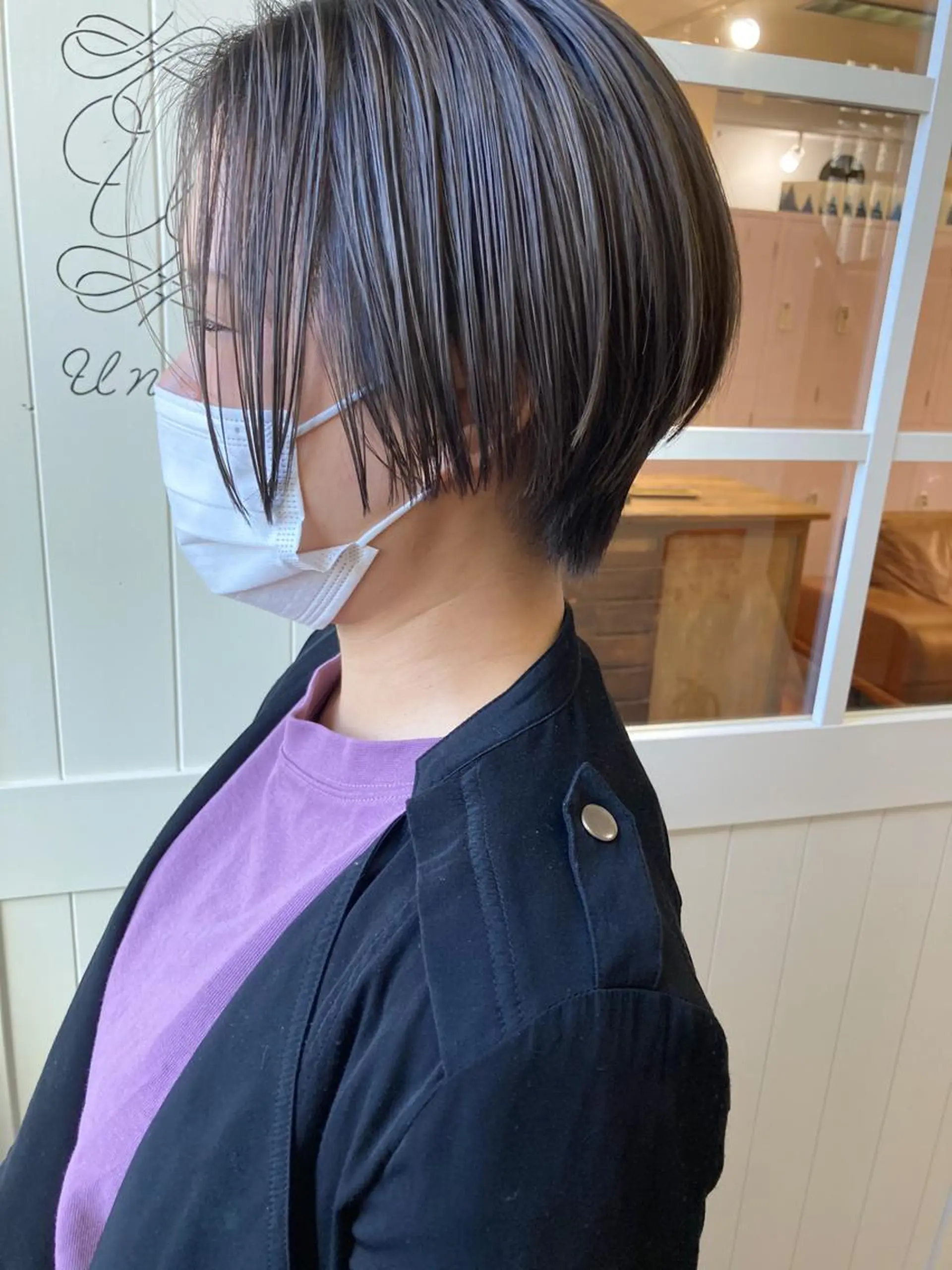 ショート カラー ブリーチ ハイライトカラー ハイライト 小木曽智美 /ボブ/ショートのヘアスタイル