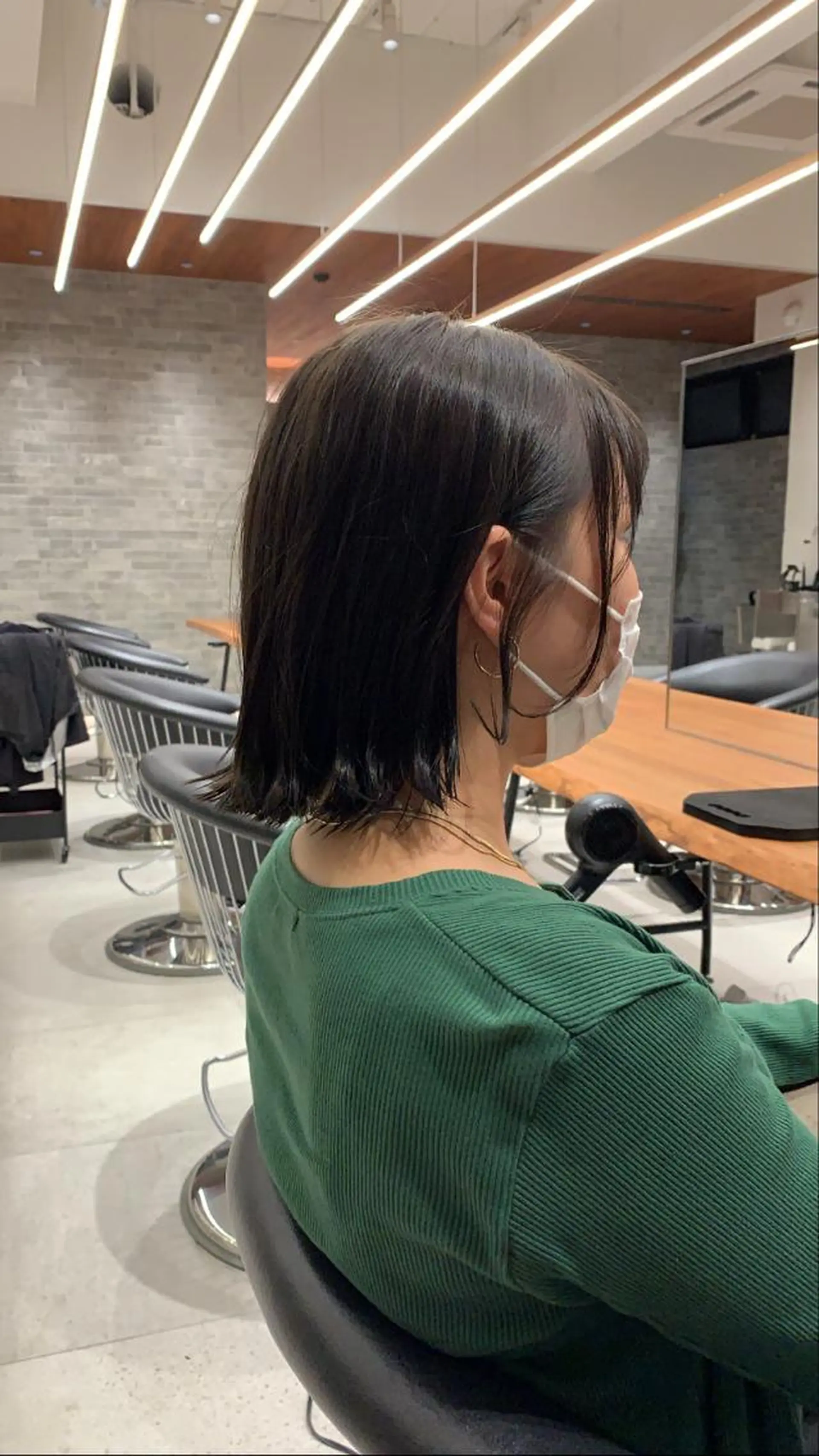 ショート カラー アッシュ アッシュグレー アッシュグレージュ ブリーチ グレージュ カット ヘアカラー トリートメント 清田 健太朗のヘアスタイル