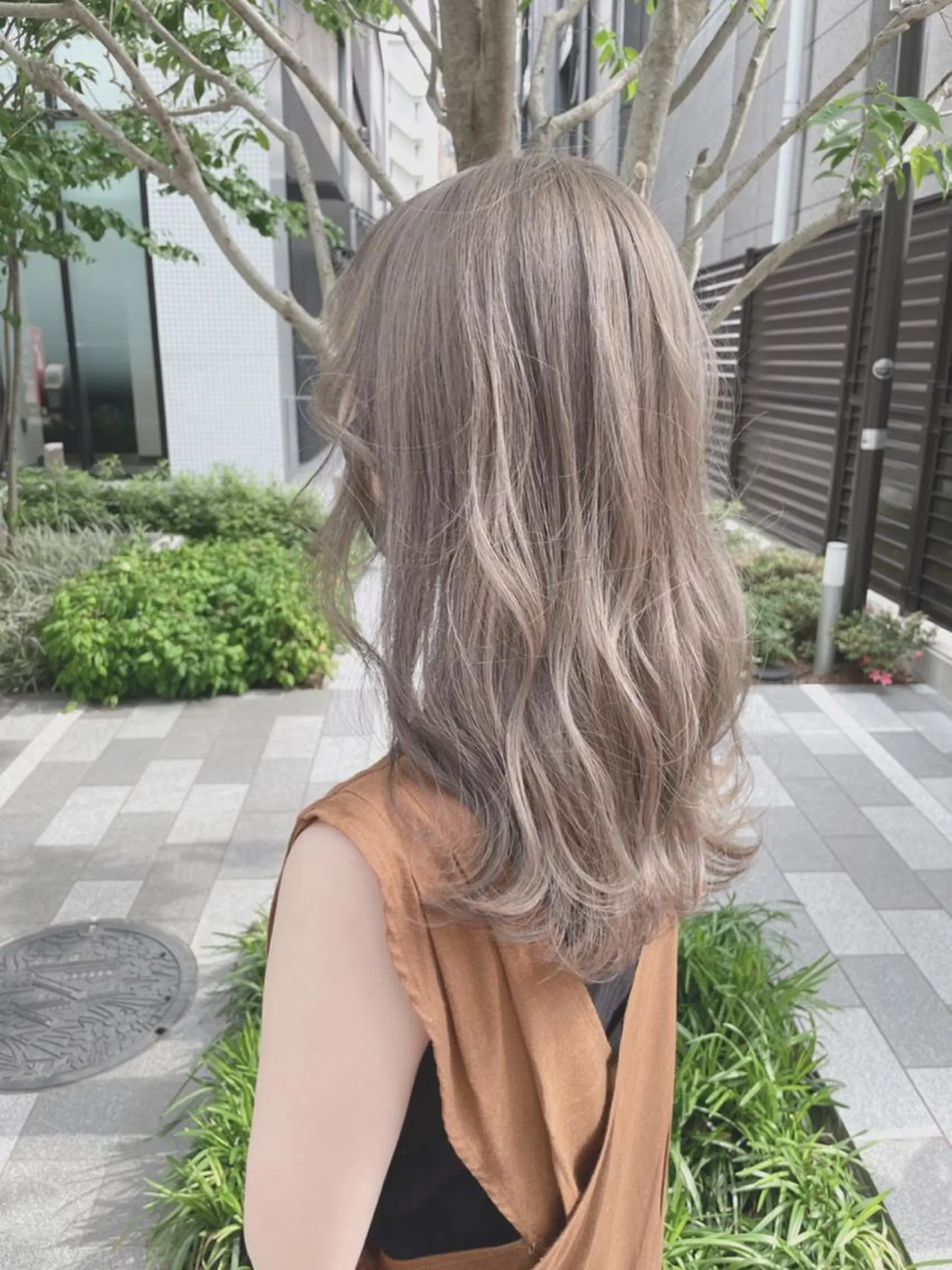 カラー ウルフとハイトーン みっちー✂️のヘアスタイル