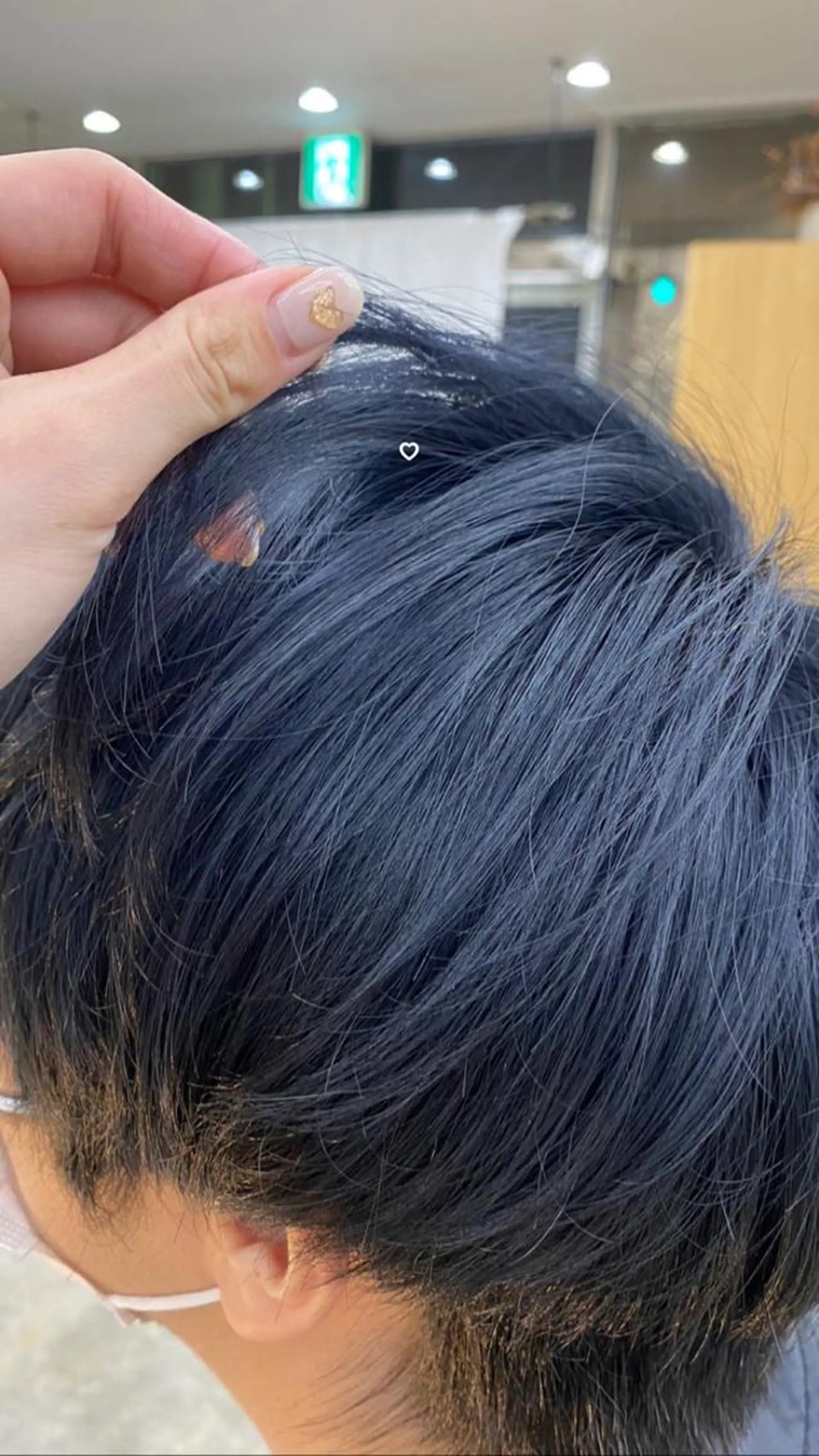 ショート カラー メンズ KVELL ユナのヘアスタイル