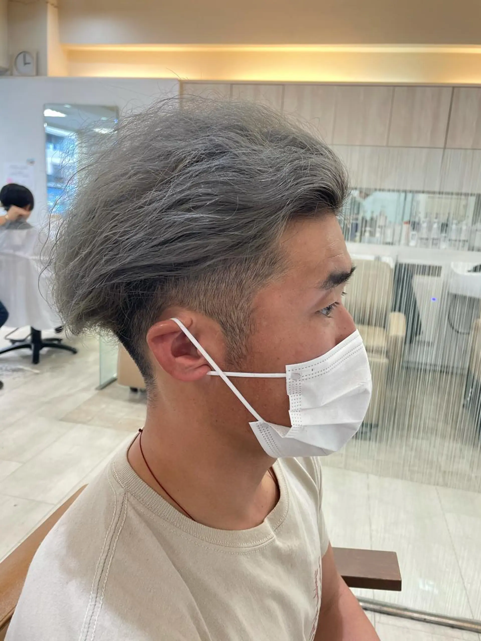 メンズ メンズブリーチ 中野 健人のヘアスタイル