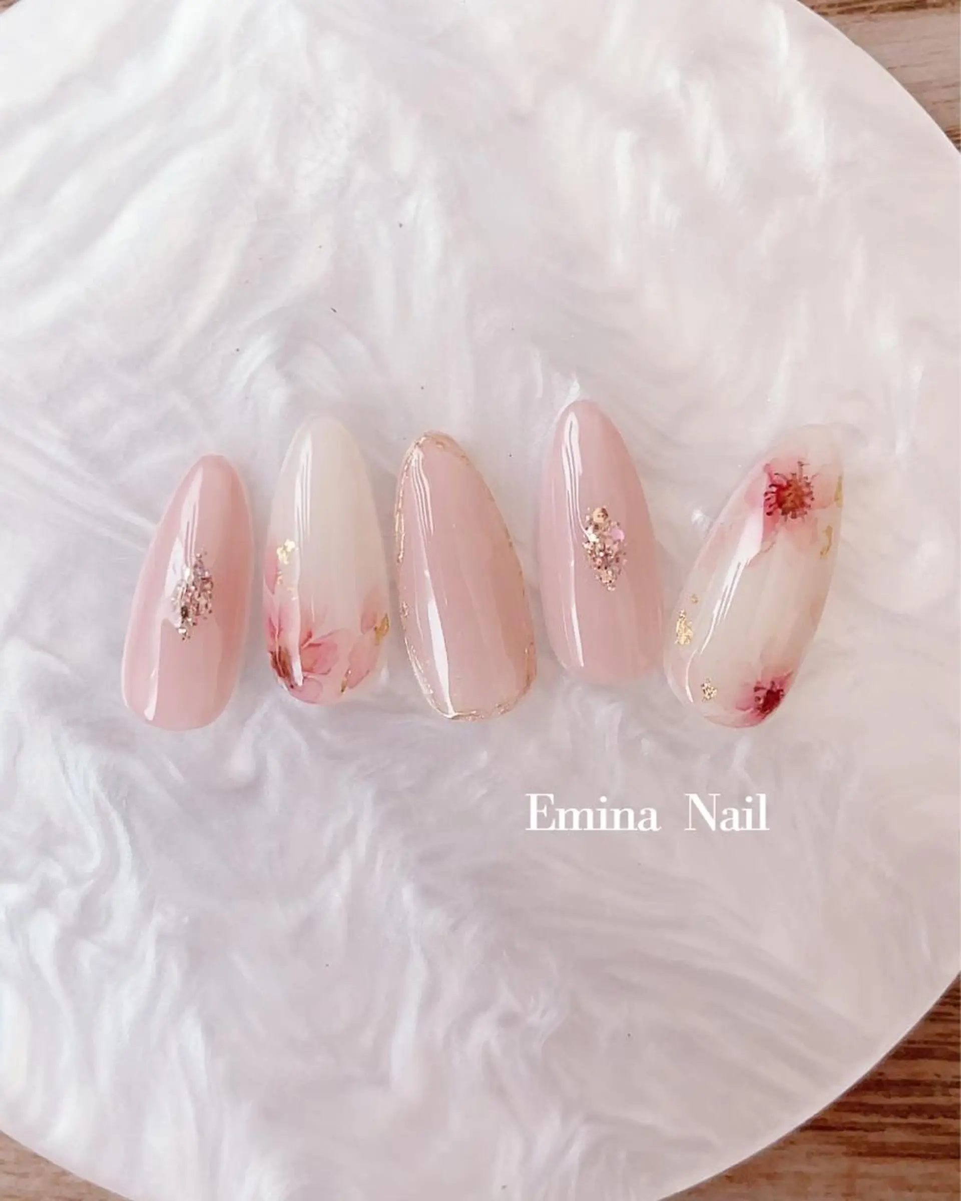 ネイル 桜ネイル KOMATSU YUKIのネイルデザイン