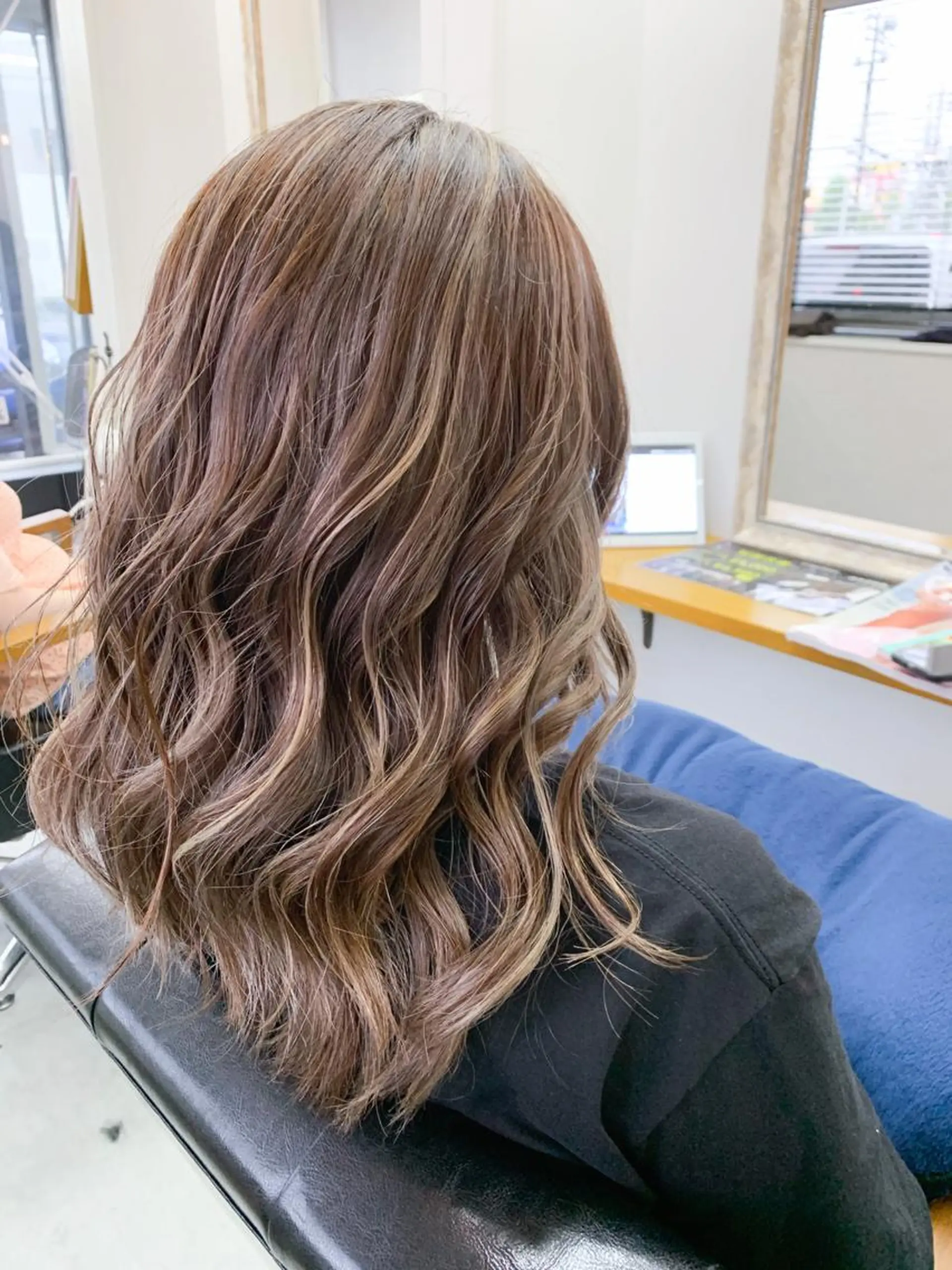 セミロング 🥇近藤 恭輔🥇 Recharme新保のヘアスタイル