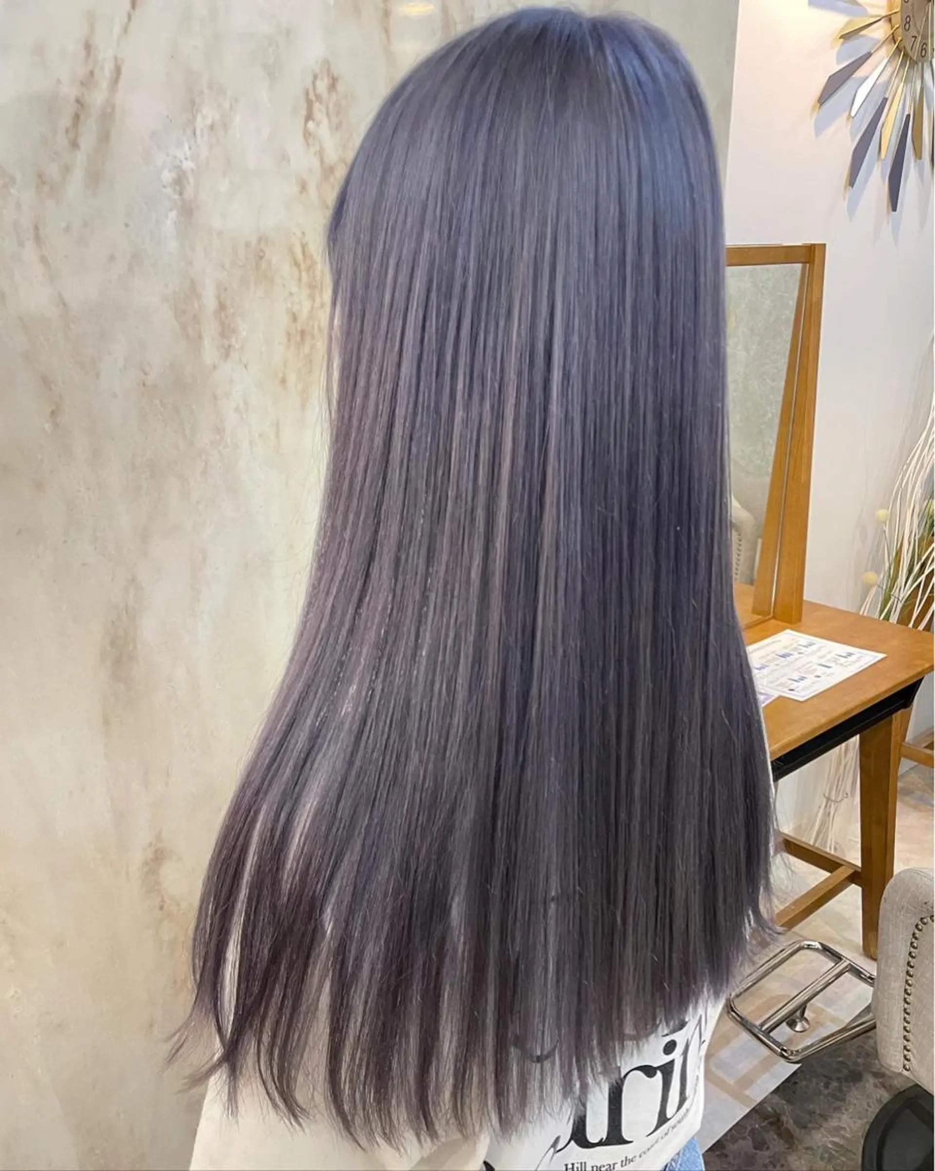 ロング カラー なつき/派手髪カラー /艶髪カラーのヘアスタイル