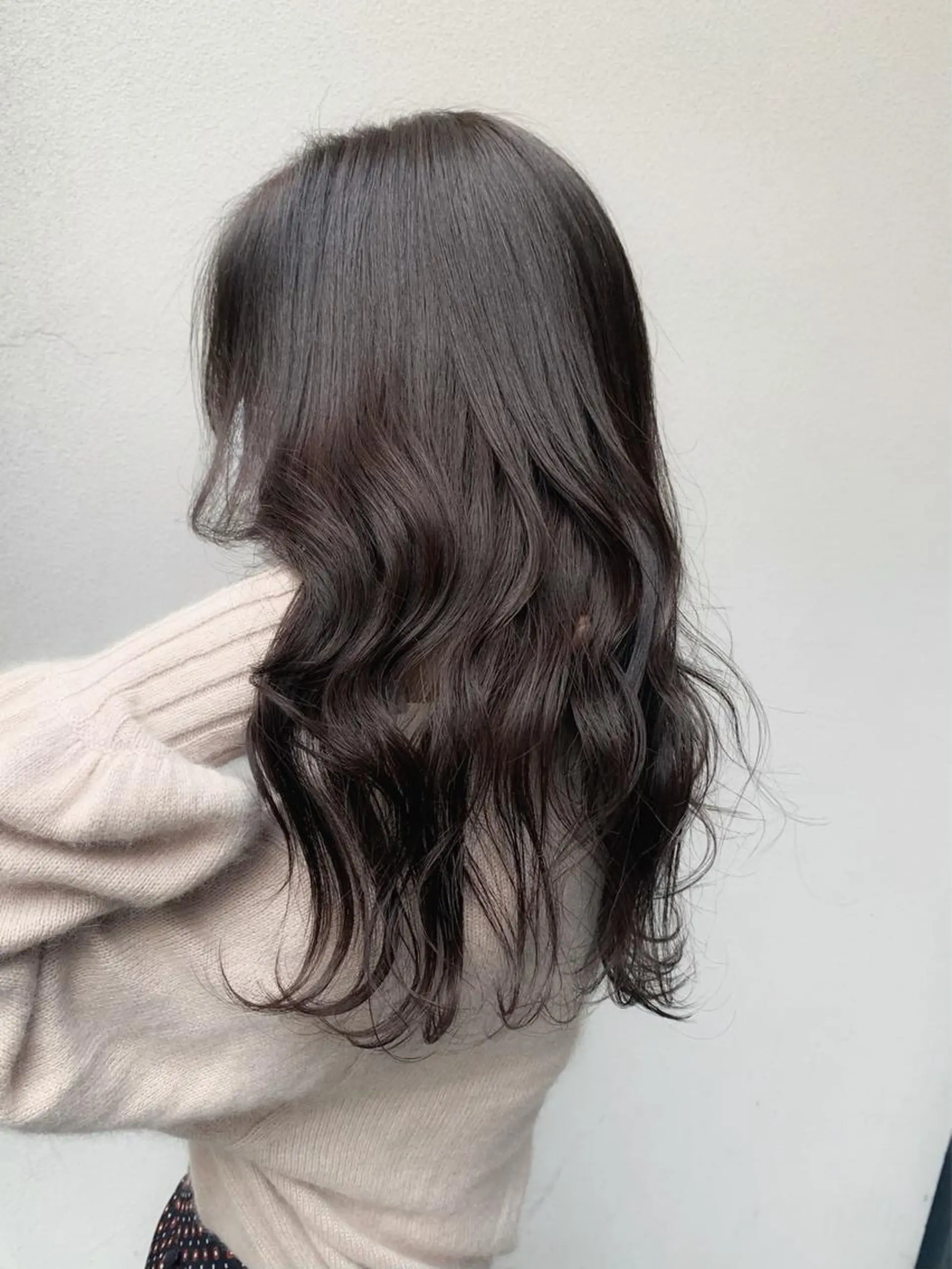 ミディアム カラー グレージュ シアーグレージュ 矢野 晃平のヘアスタイル