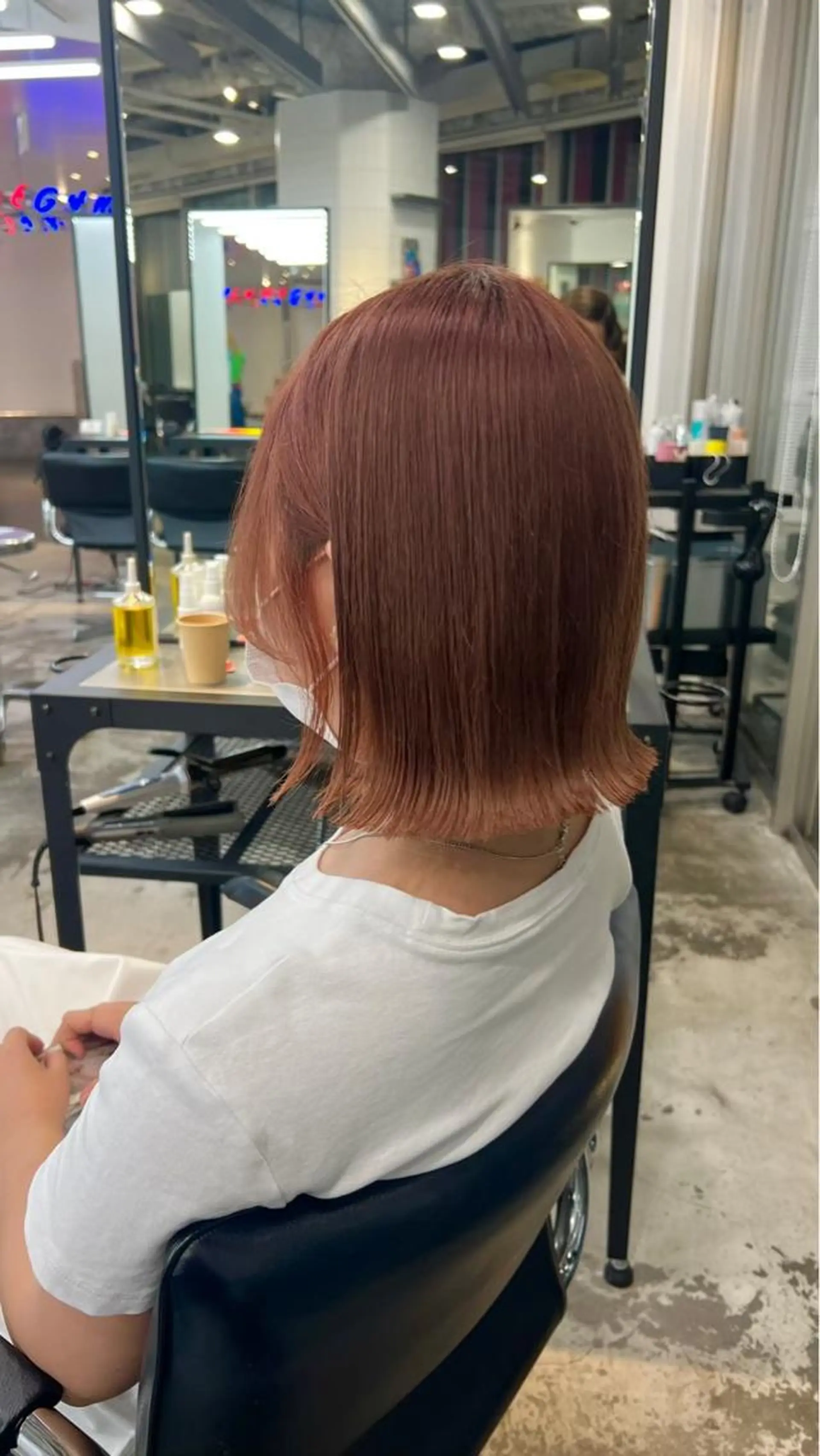 ショート カラー ヘアアレンジ オレンジ 阿久津真衣 似合わせカットのヘアスタイル