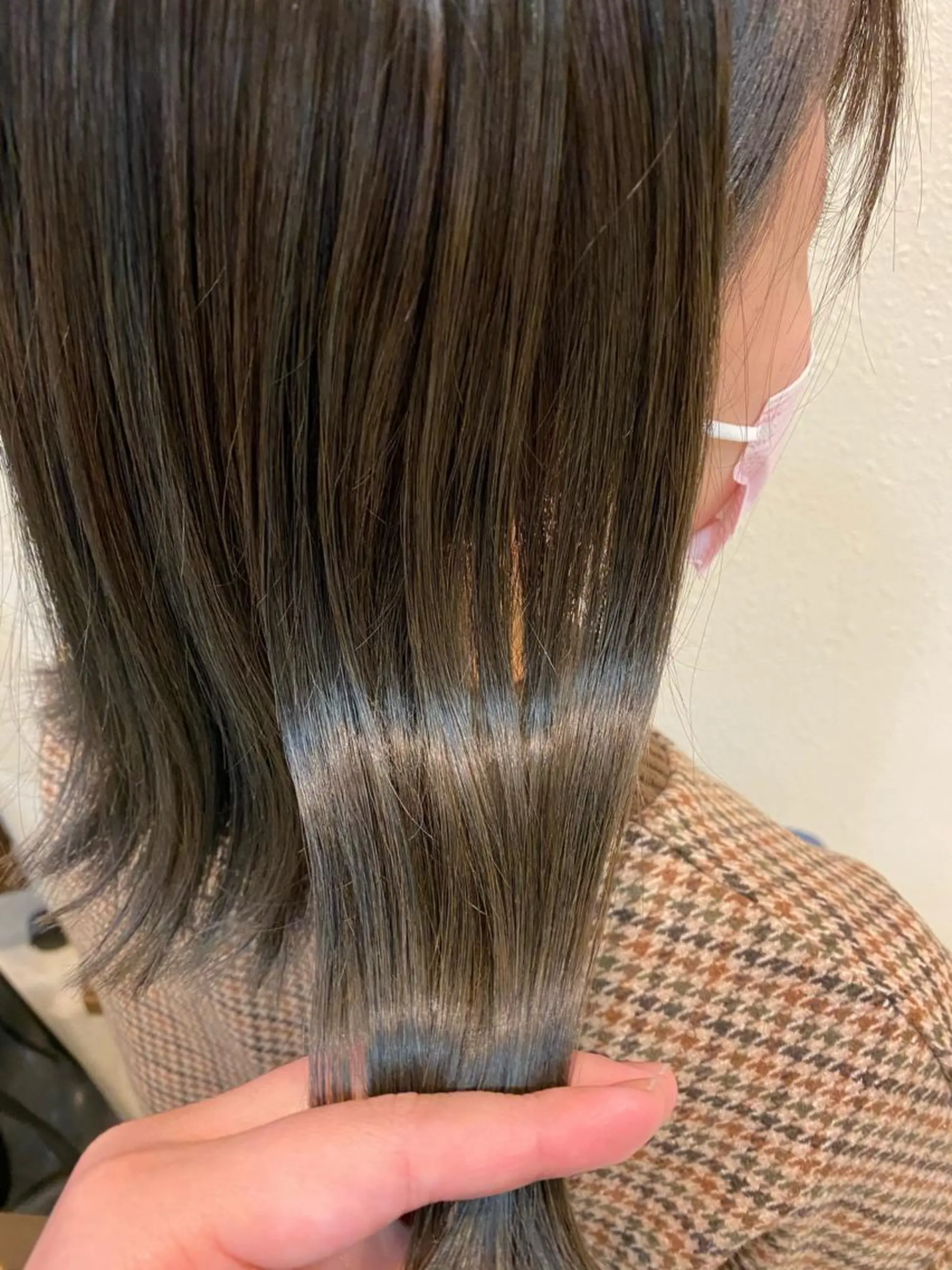 セミロング 髪質改善 トリートメント 中川 茜里のヘアスタイル