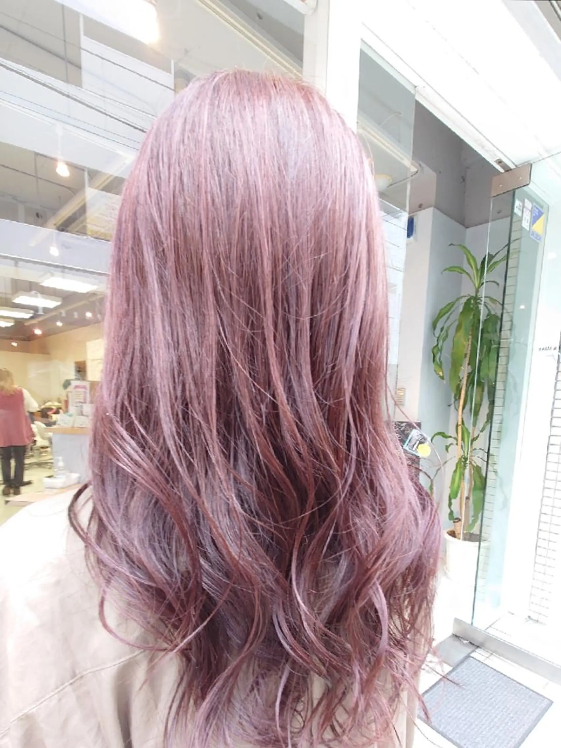 ロング パープルカラー nagane sayakaのヘアスタイル