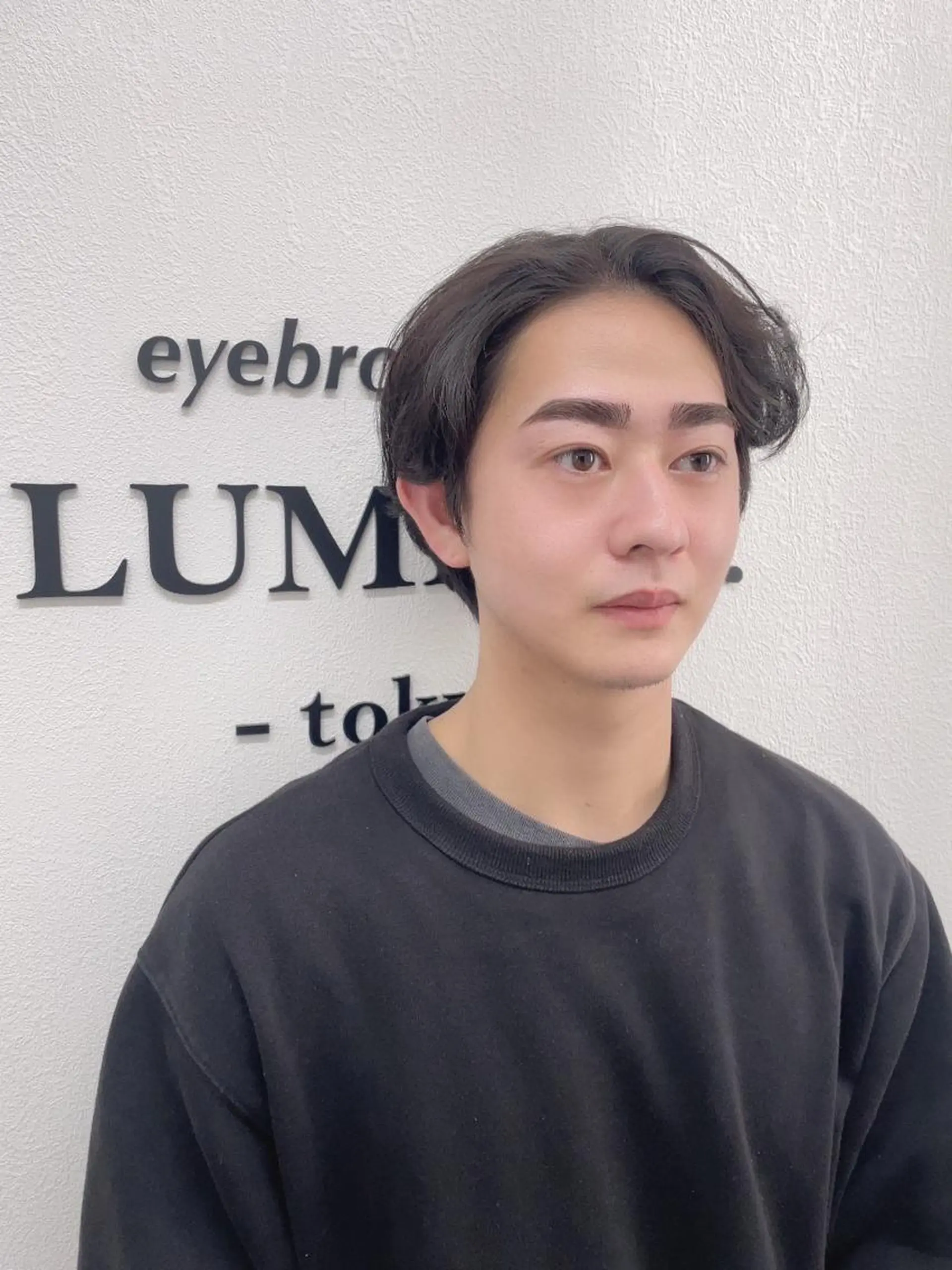 メンズ アイブロウ メンズパーマ ハリウッドブロウリフト 眉毛ワックス脱毛 眉毛アイブロウサロン LUMICIA恵比寿の眉毛・アイブロウイメージ