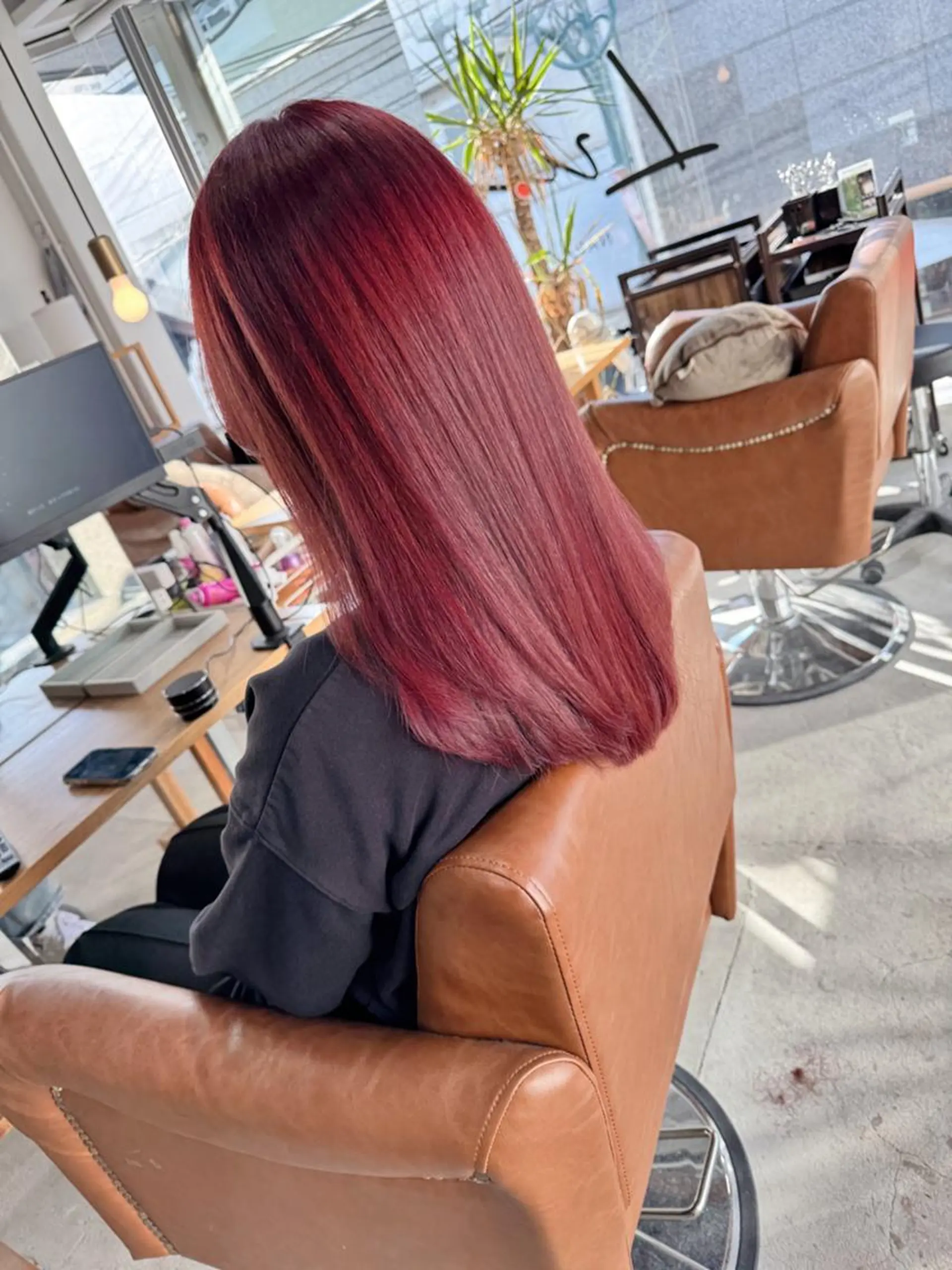 セミロング 髪質改善美髪特化 ルイス奈良のヘアスタイル