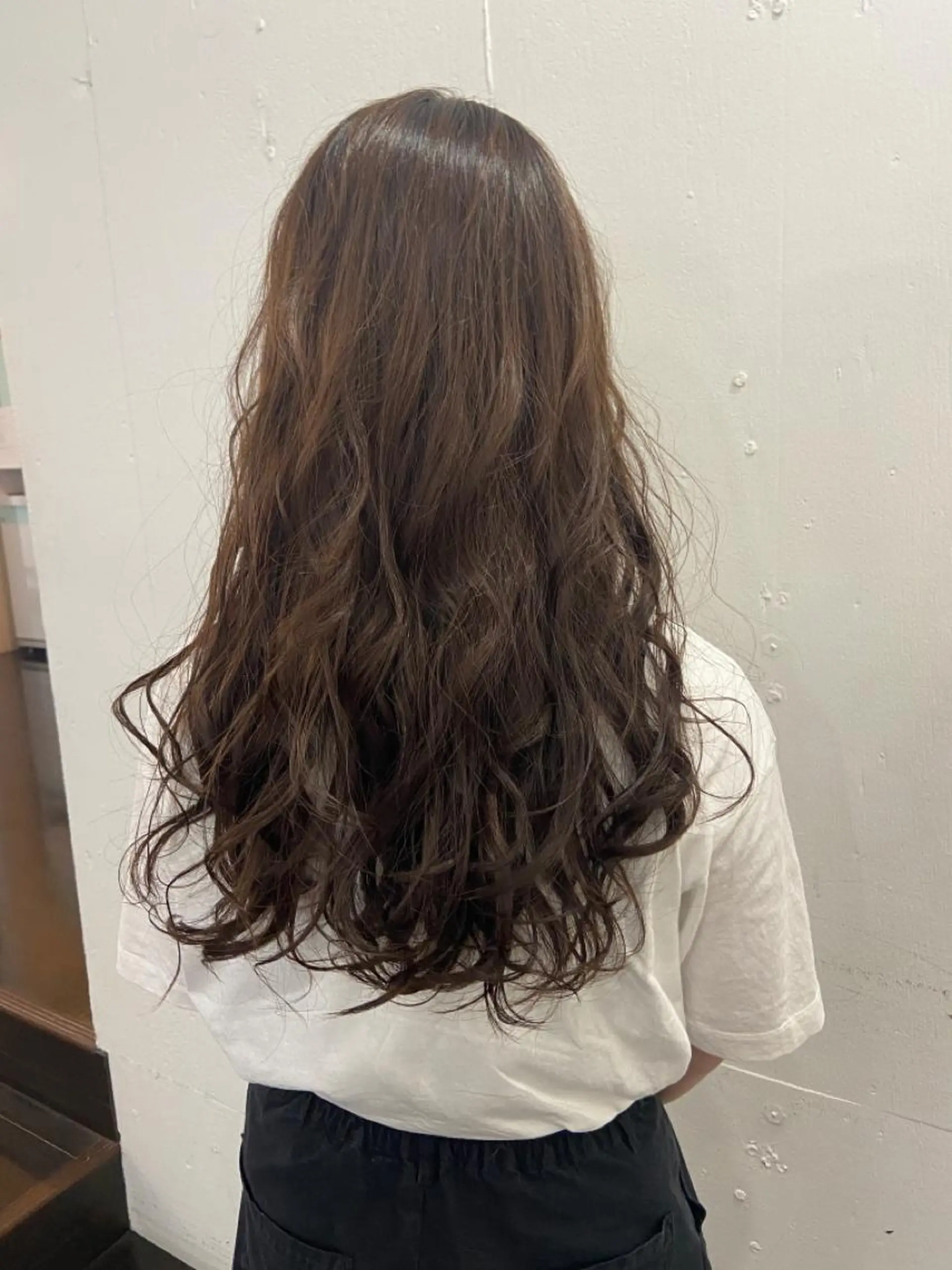 ロング カラー パーマ ヘアアレンジ メンズ キッズ ネイル マツエク・マツパ 久木原 ゆりのヘアスタイル