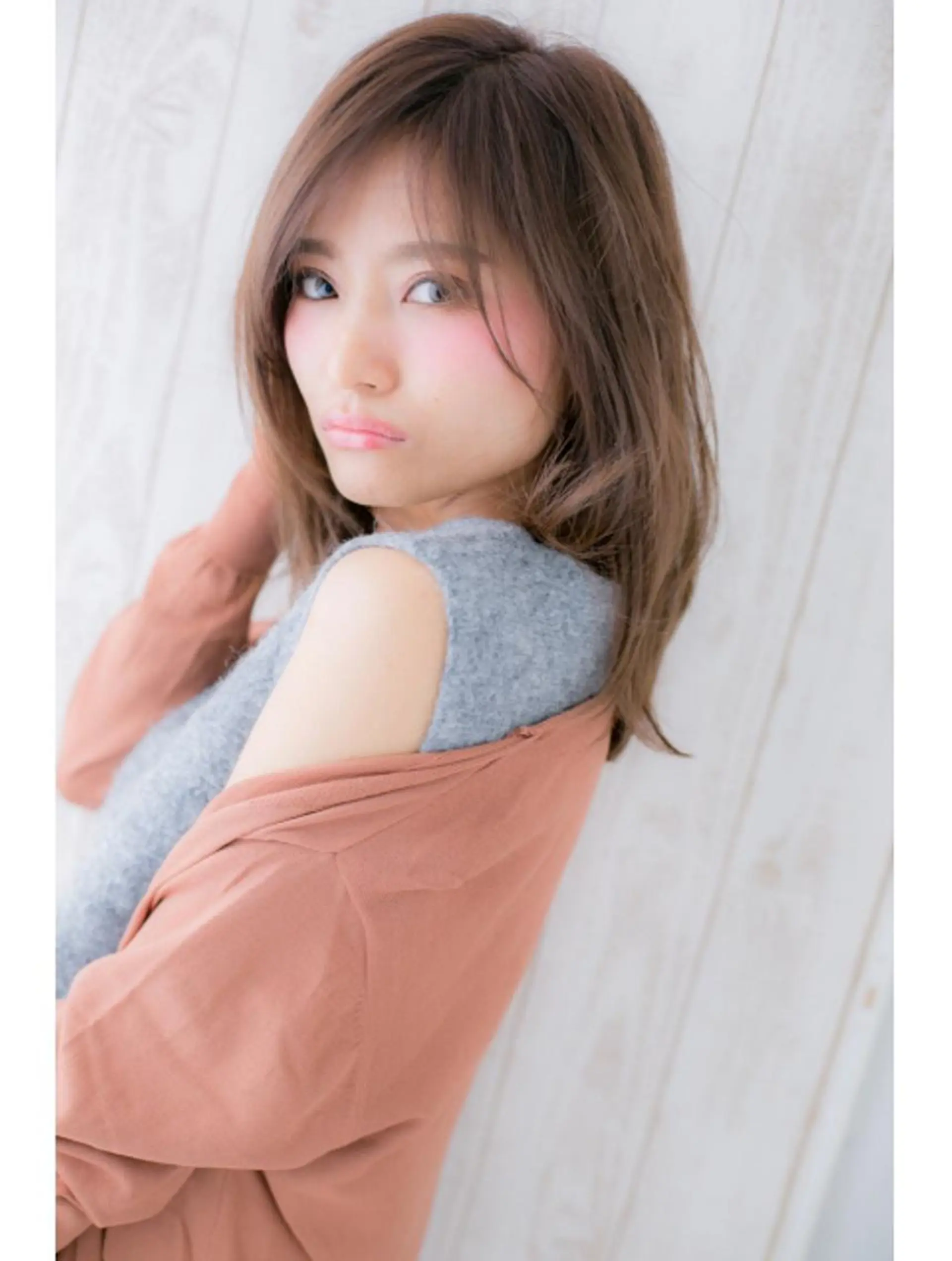 セミロング カラー カット ヘアカラー トリートメント motion所属・FUKUNAGA YUのヘアスタイル