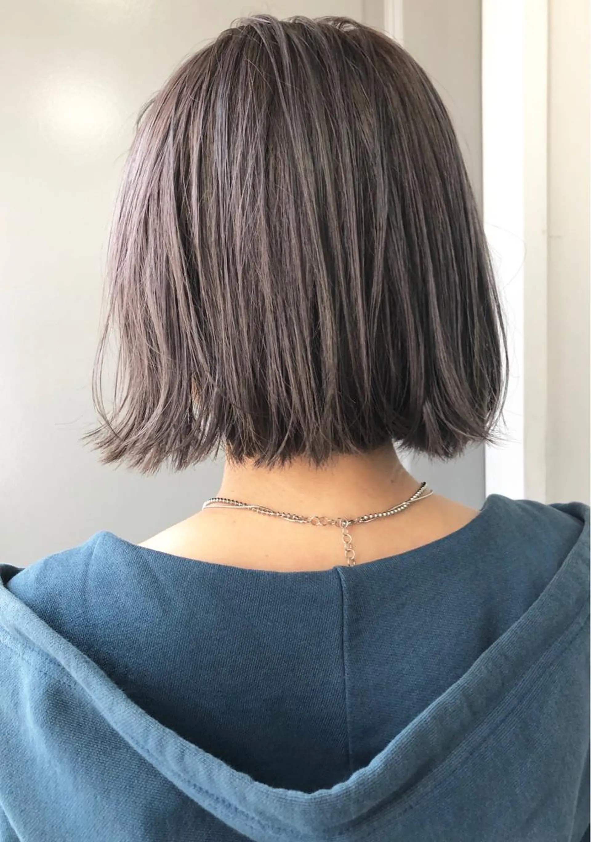 ミディアム カラー ブリーチ ケアブリーチ ラベンダーカラー ラベンダーグレー Pia hair Design Yakuin所属・Pia ツボイ ケイタのヘアスタイル