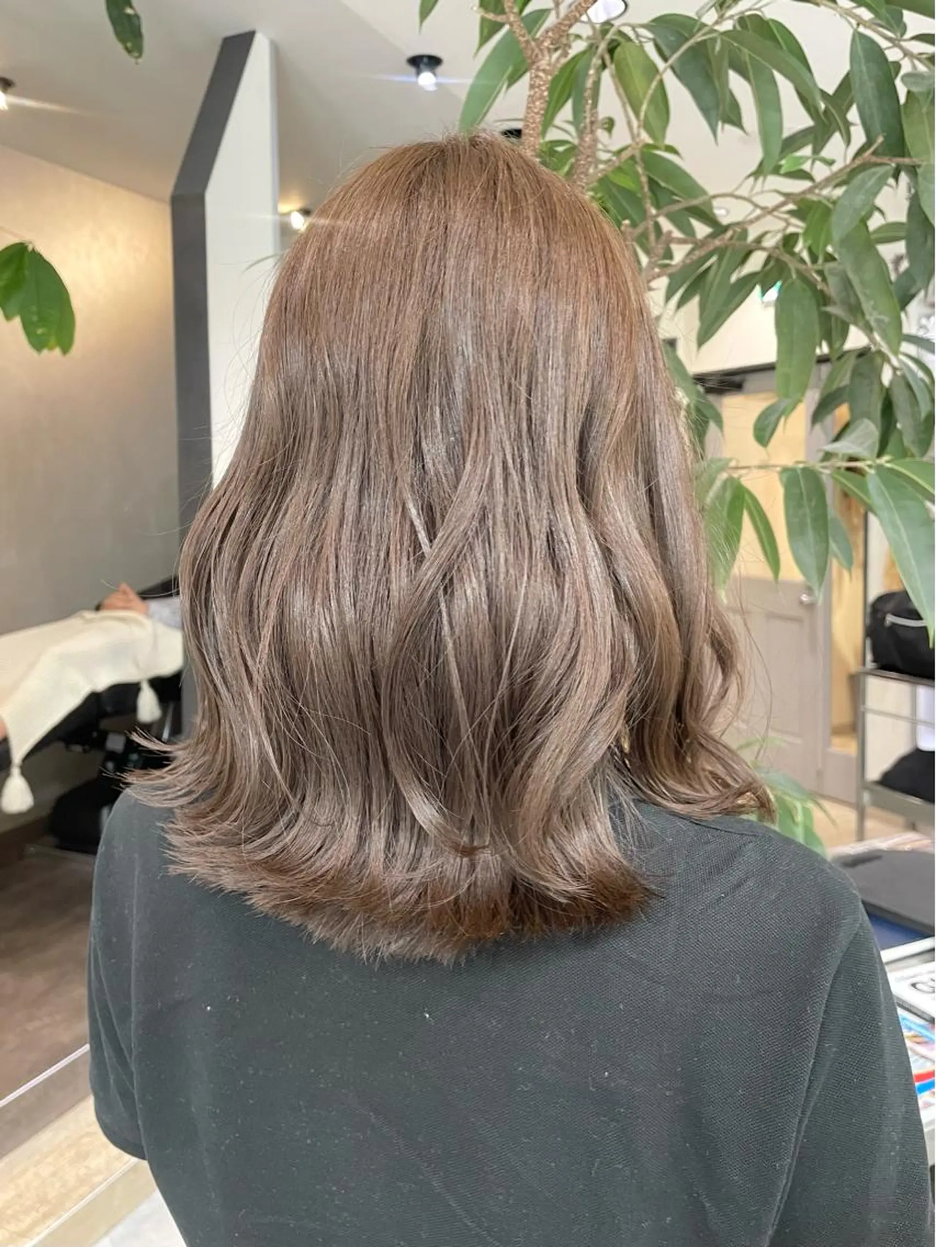 カラー ブリーチ 透明感カラー ダブルカラー グレージュ カーキグレージュ カノン/透明感カラー /酸性ストレートのヘアスタイル