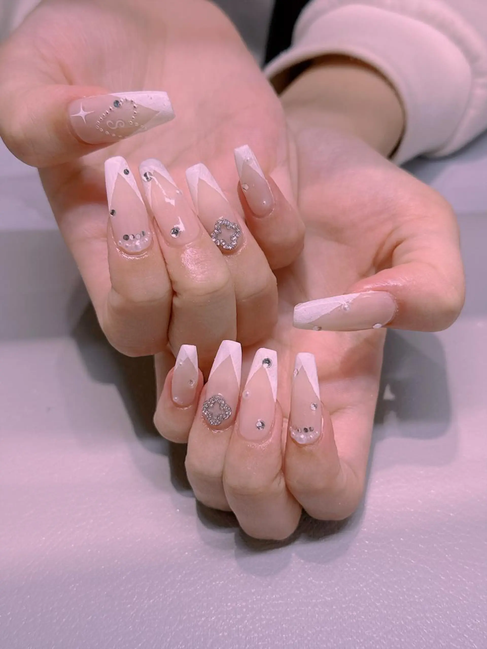 ネイル エムズ エムズのマツエク・マツパデザイン