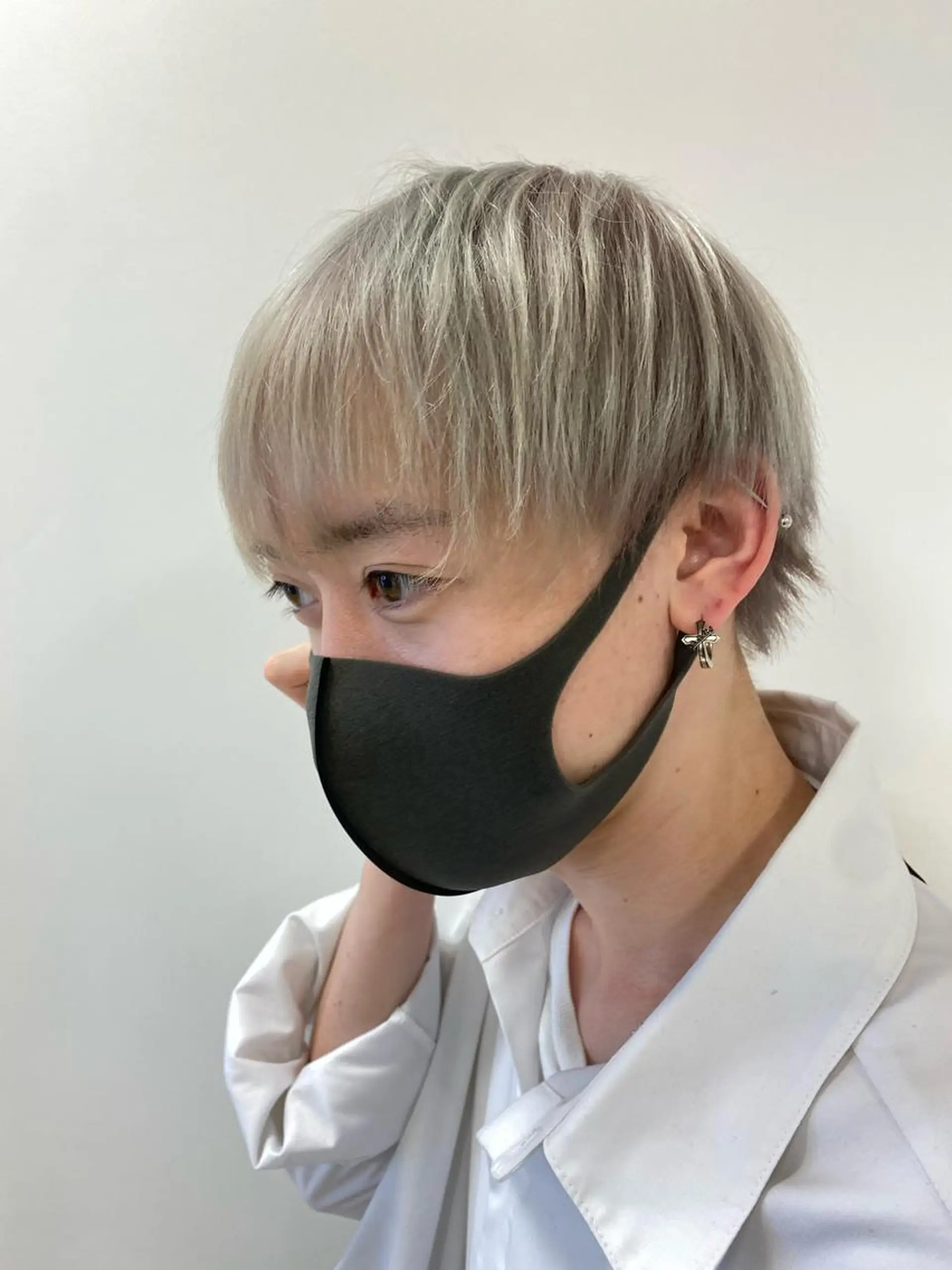 ショート カラー ヘアカラー トリートメント ヘアセット ハイトーン/ウルフ /レイヤー/坂野幸伸のヘアスタイル