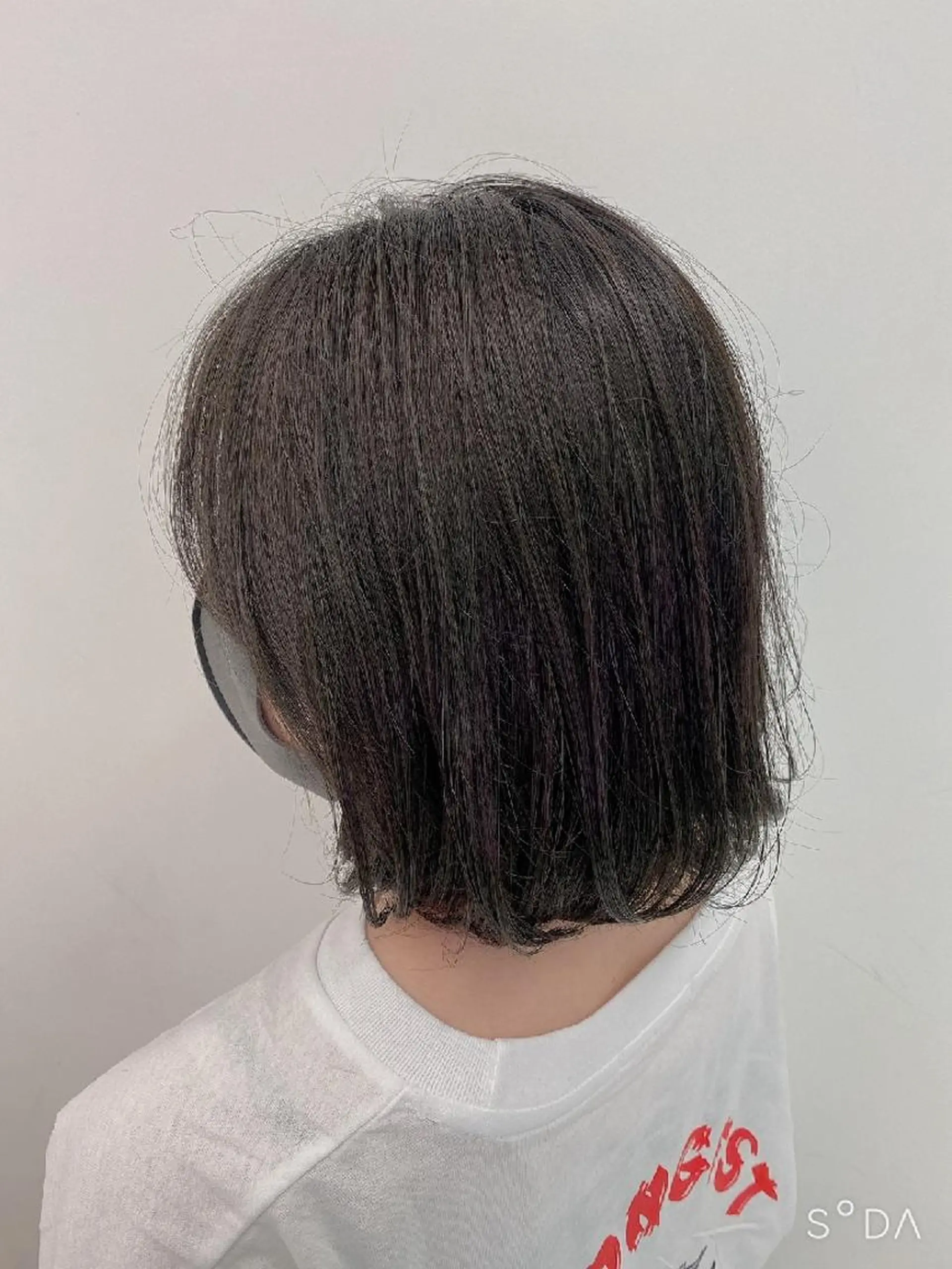 セミロング カラー 🤍💕ブリーチカラ ーAyaka💕🤍のヘアスタイル