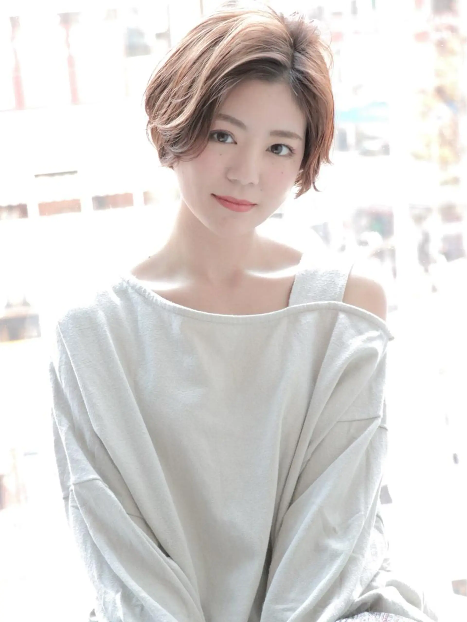 ショート ショートヘア 前地 麻衣のヘアスタイル