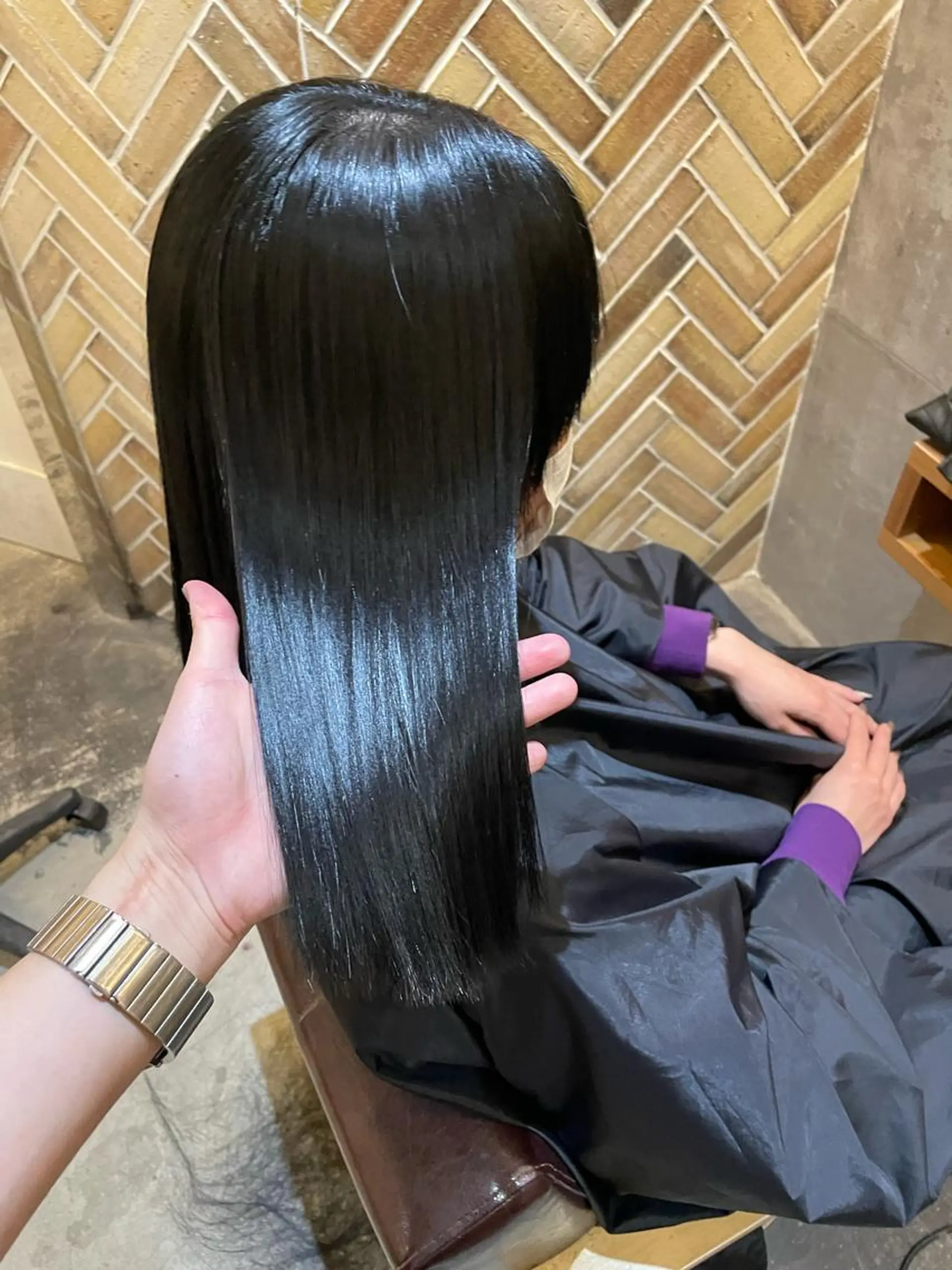 セミロング 髪質改善、縮毛矯正 酸性縮毛矯正のヘアスタイル