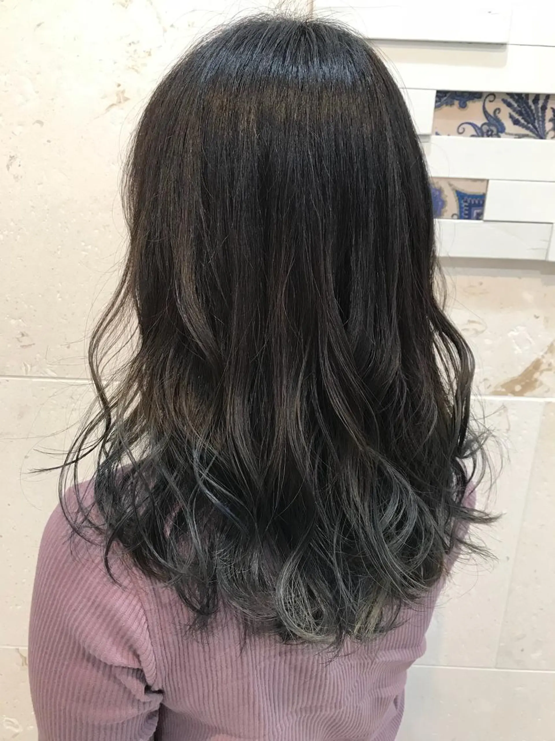 セミロング カラー 💘カラー人気Ｎｏ. １💘SAYAのヘアスタイル