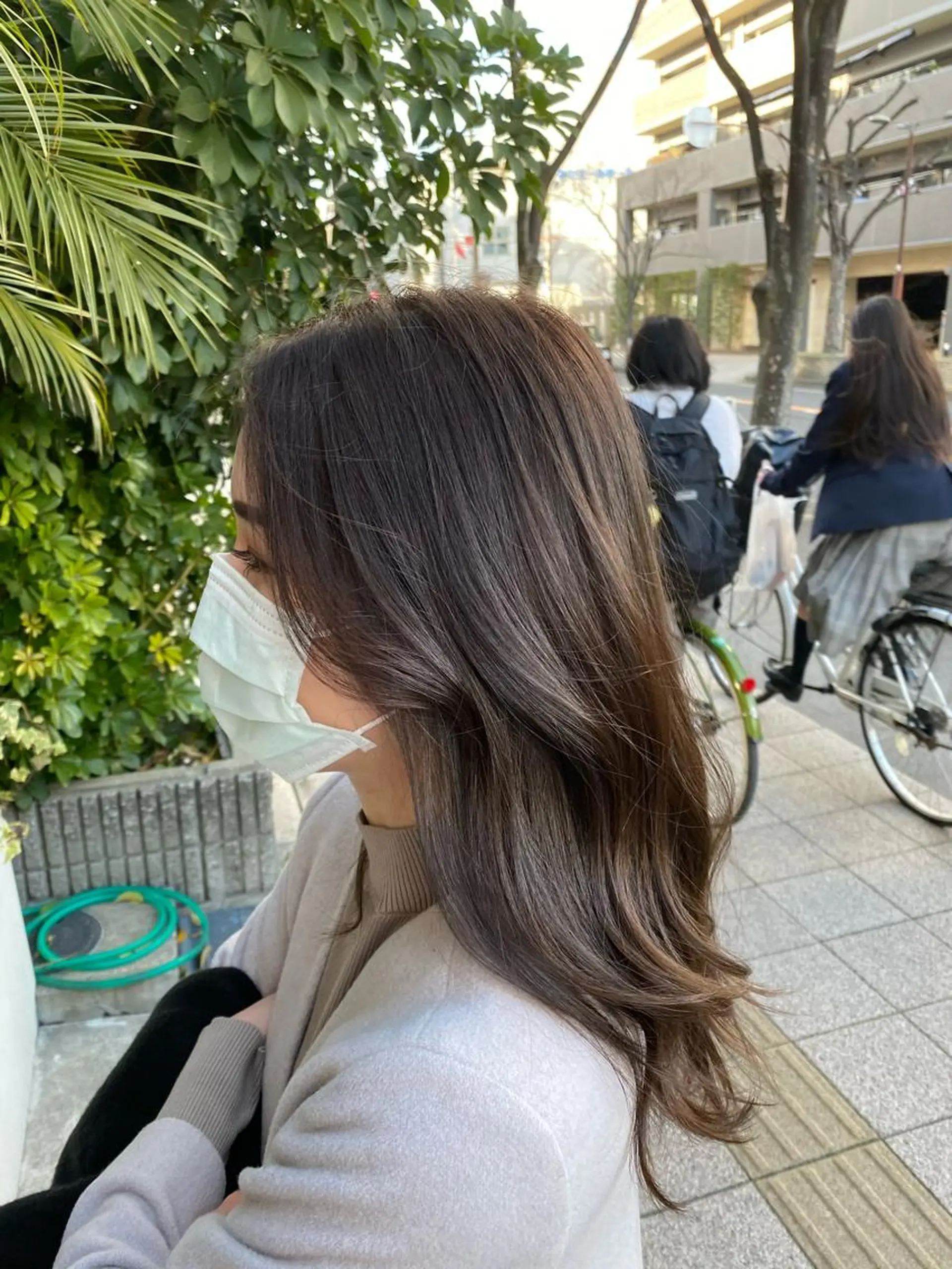 ミディアム カラー アッシュ ベージュカラー カット ヘアカラー トリートメント 髪質改善特化 長澤友哉のヘアスタイル