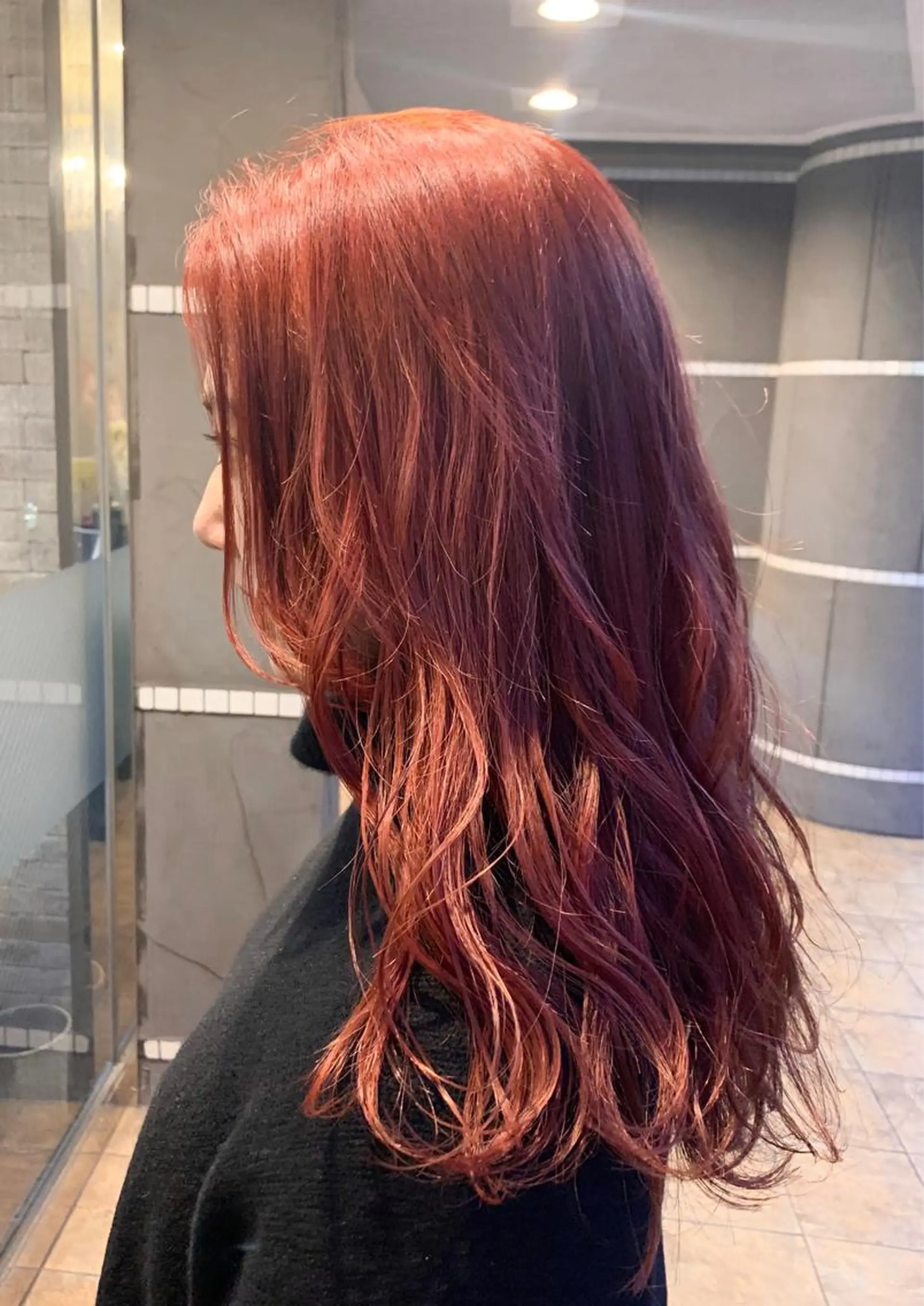 ロング カラー HairDesign Azurのヘアスタイル