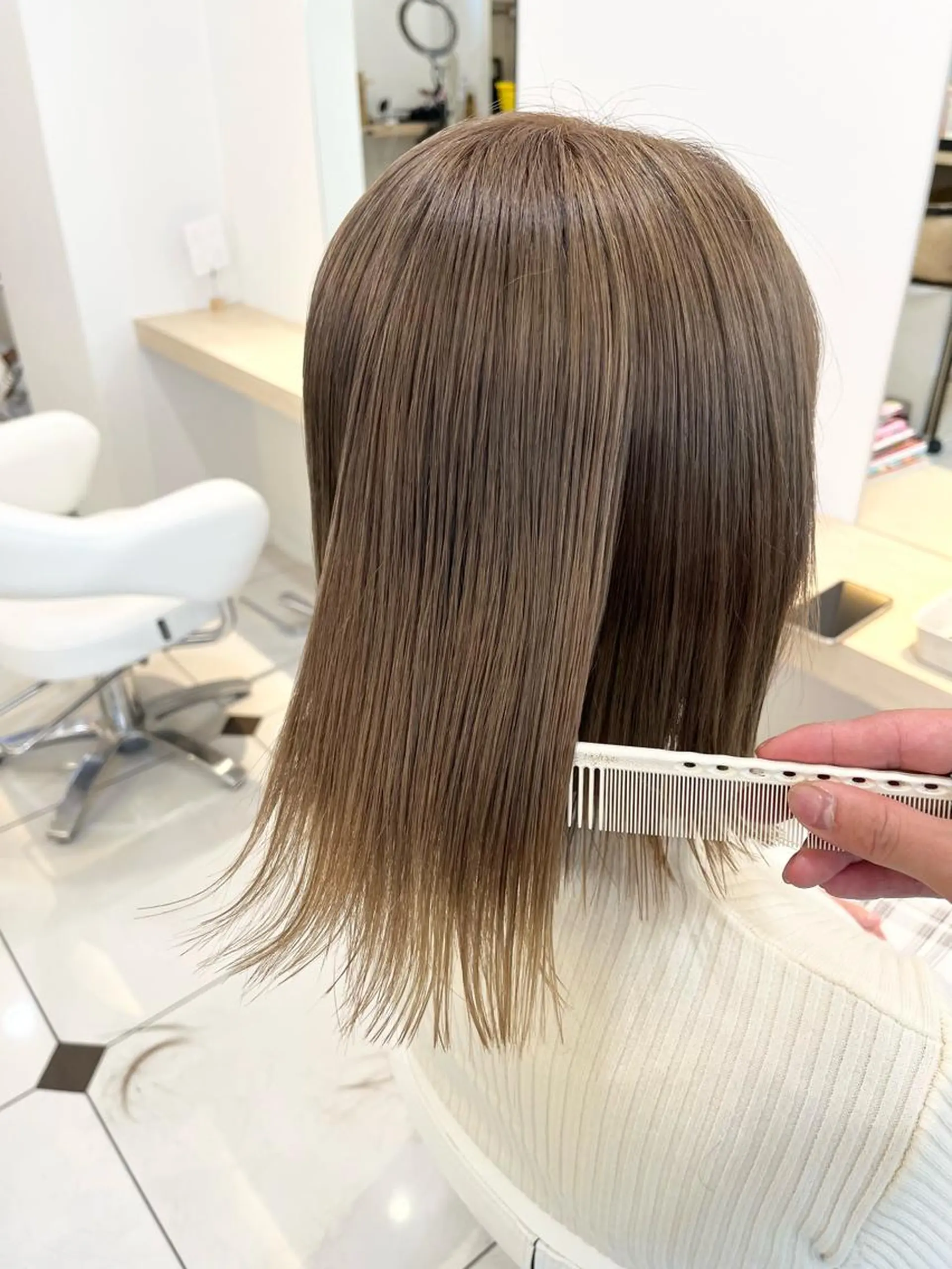 ミディアム カラー ベージュカラー ブリーチ カラー職人 なかもと たつひろのヘアスタイル