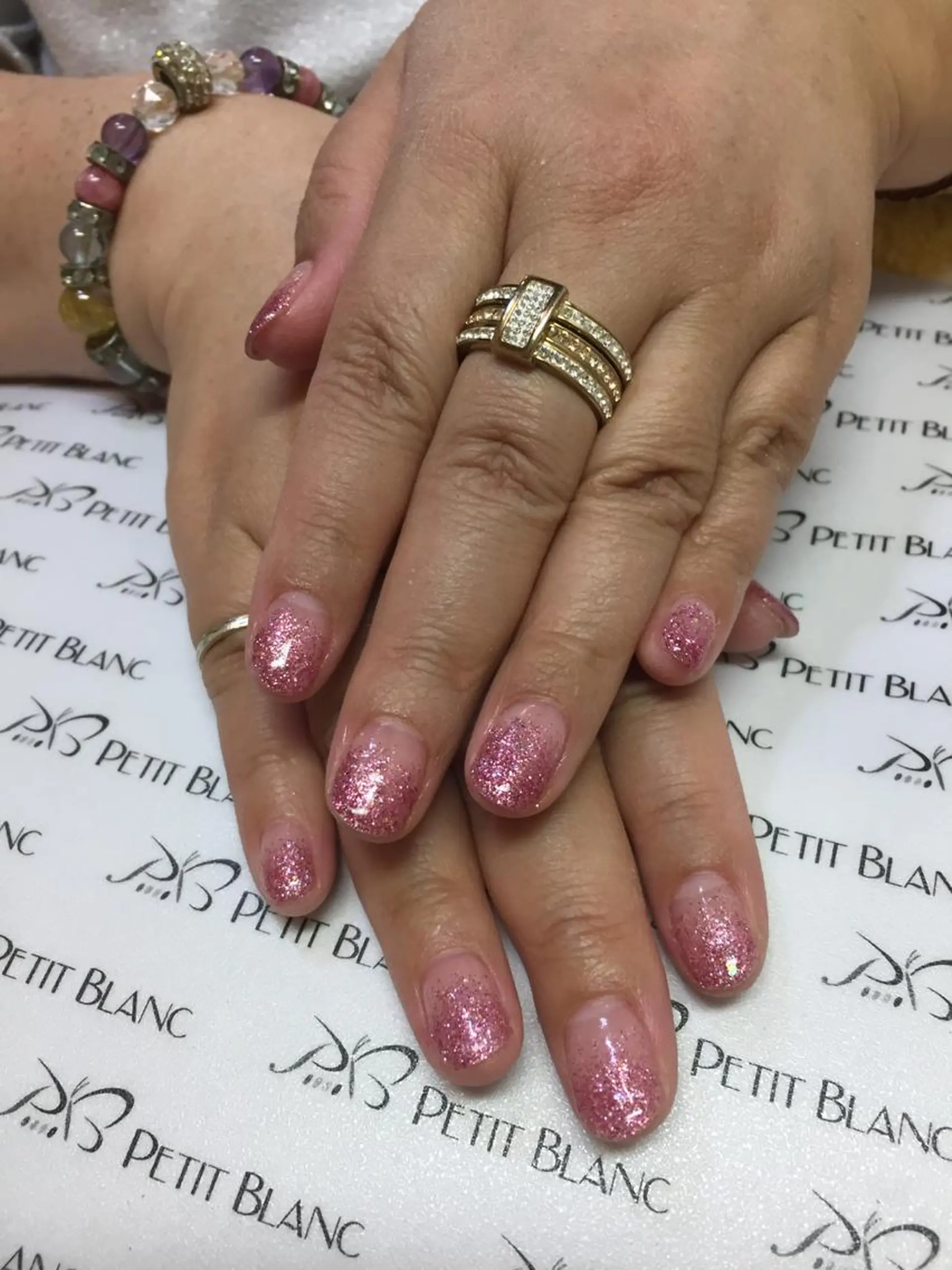 ネイル グラデーション ラメ(グリッター) ラメグラデーション PetitBlanc KAZUKIのネイルデザイン