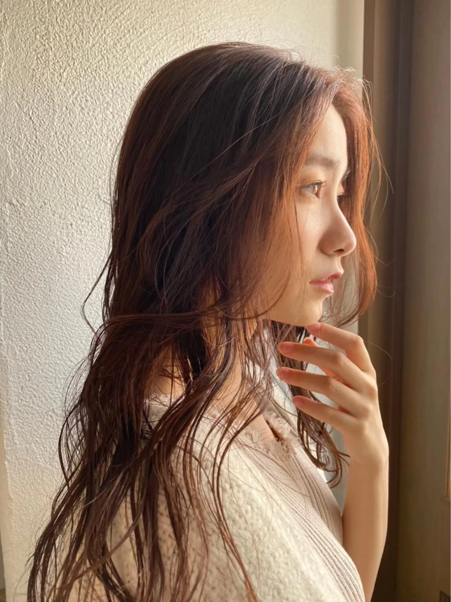 セミロング カラー パーマ ヘアアレンジ ケアカラー 透明感カラー ハイライトカラー ハイトーンカラー ハイライト カット ヘアカラー トリートメント ヘッドスパ 【ツヤ髪美容師】 ツダケイスケのヘアスタイル