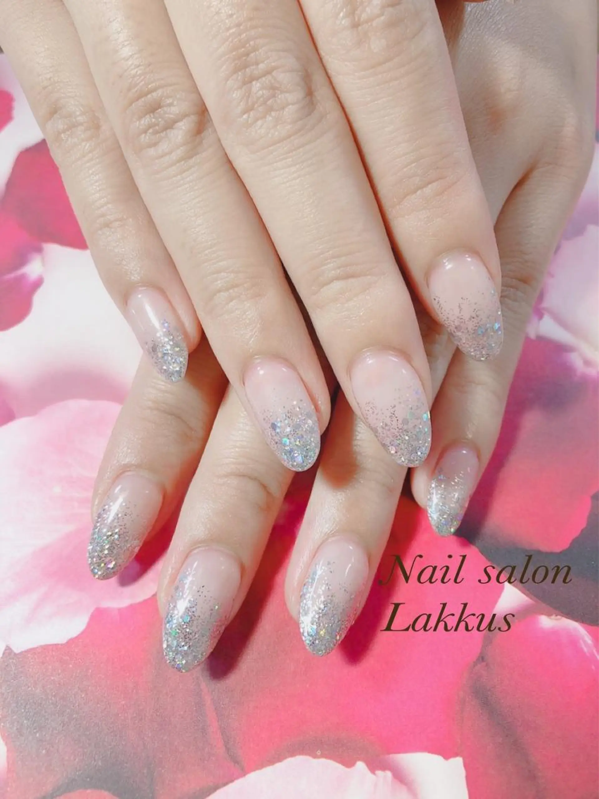 ネイル Lakkus T－CHIのネイルデザイン