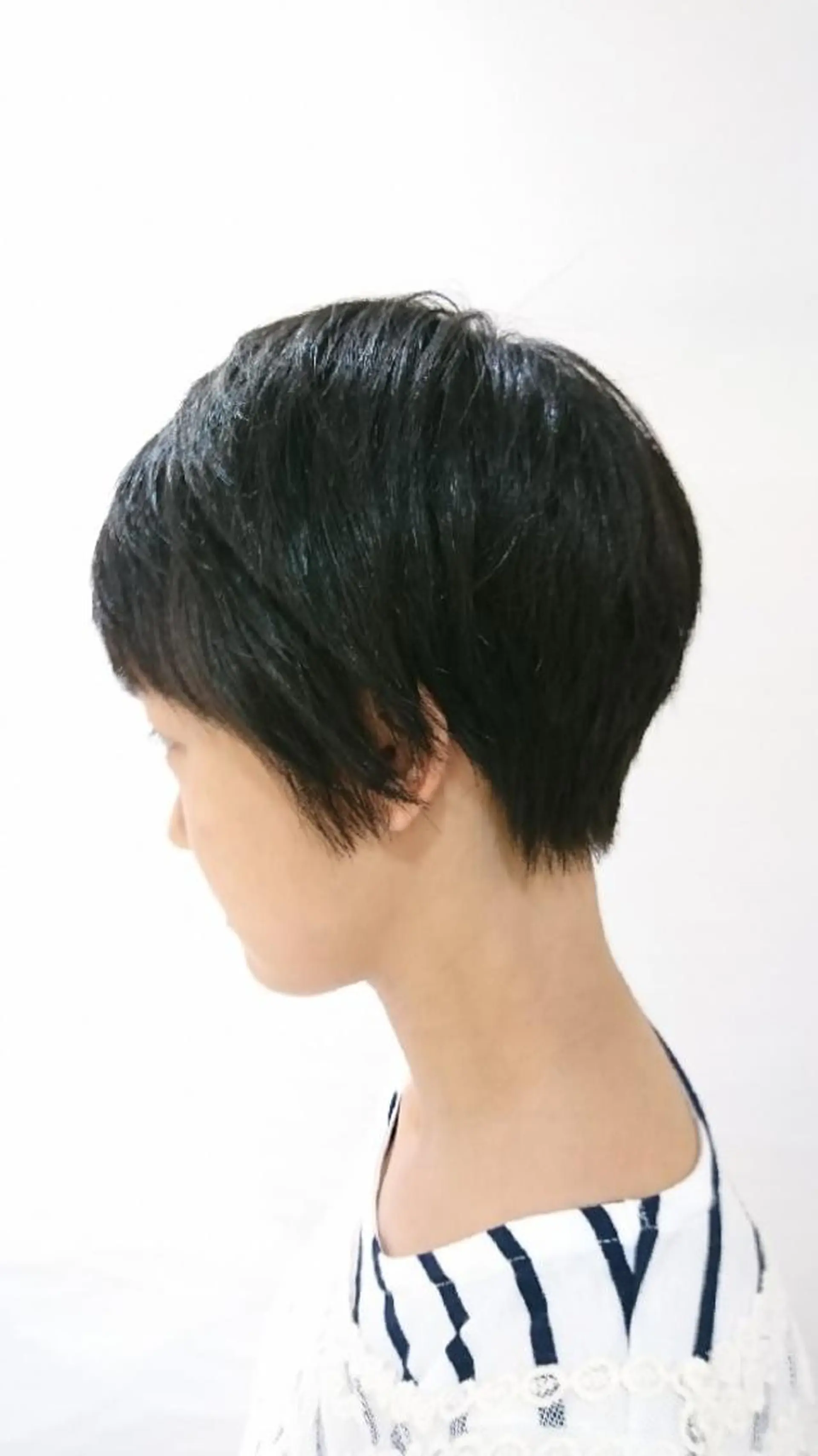 ショート 齋藤 愛美のヘアスタイル