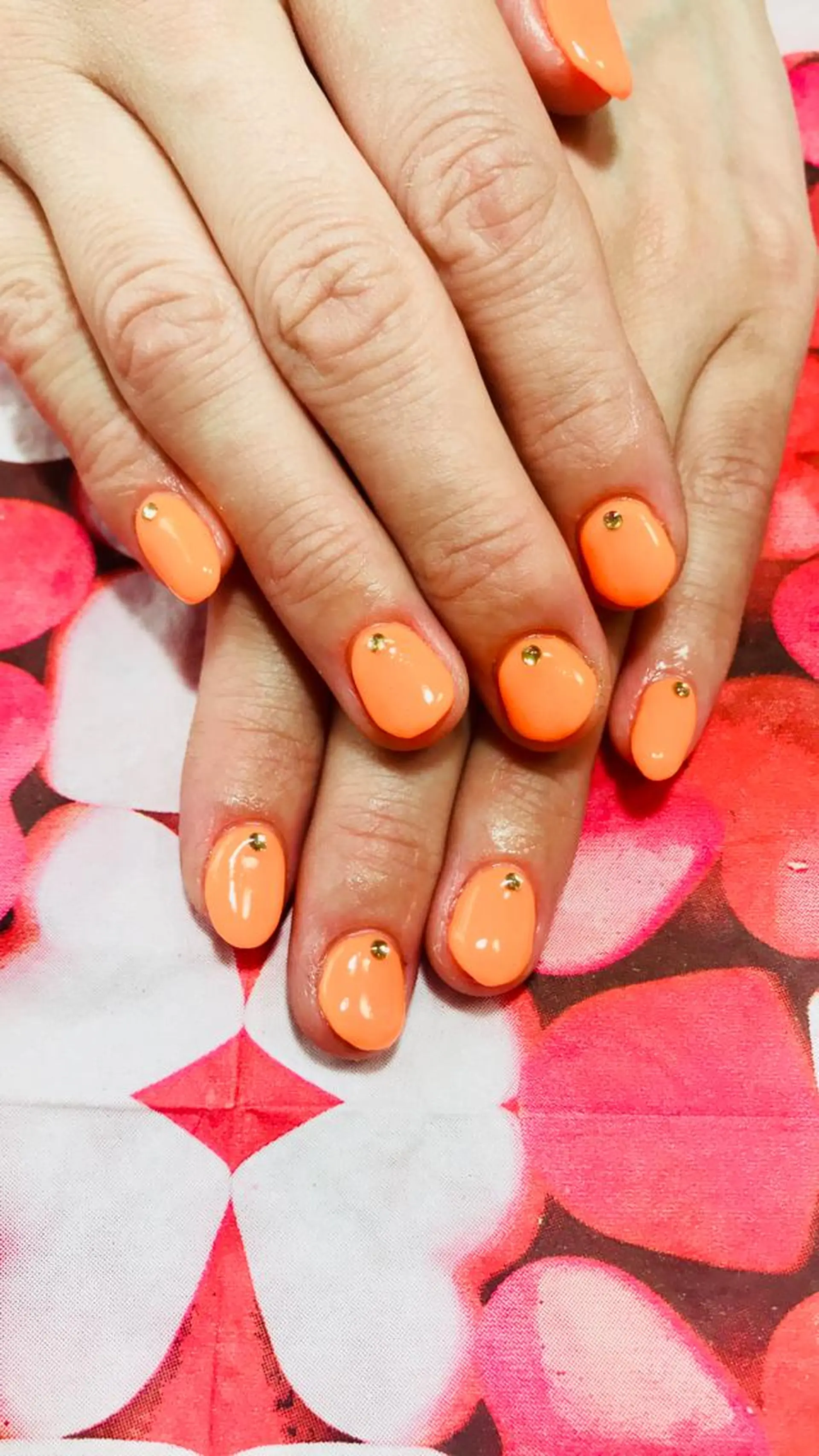 ネイル LOVEnail tomoのネイルデザイン