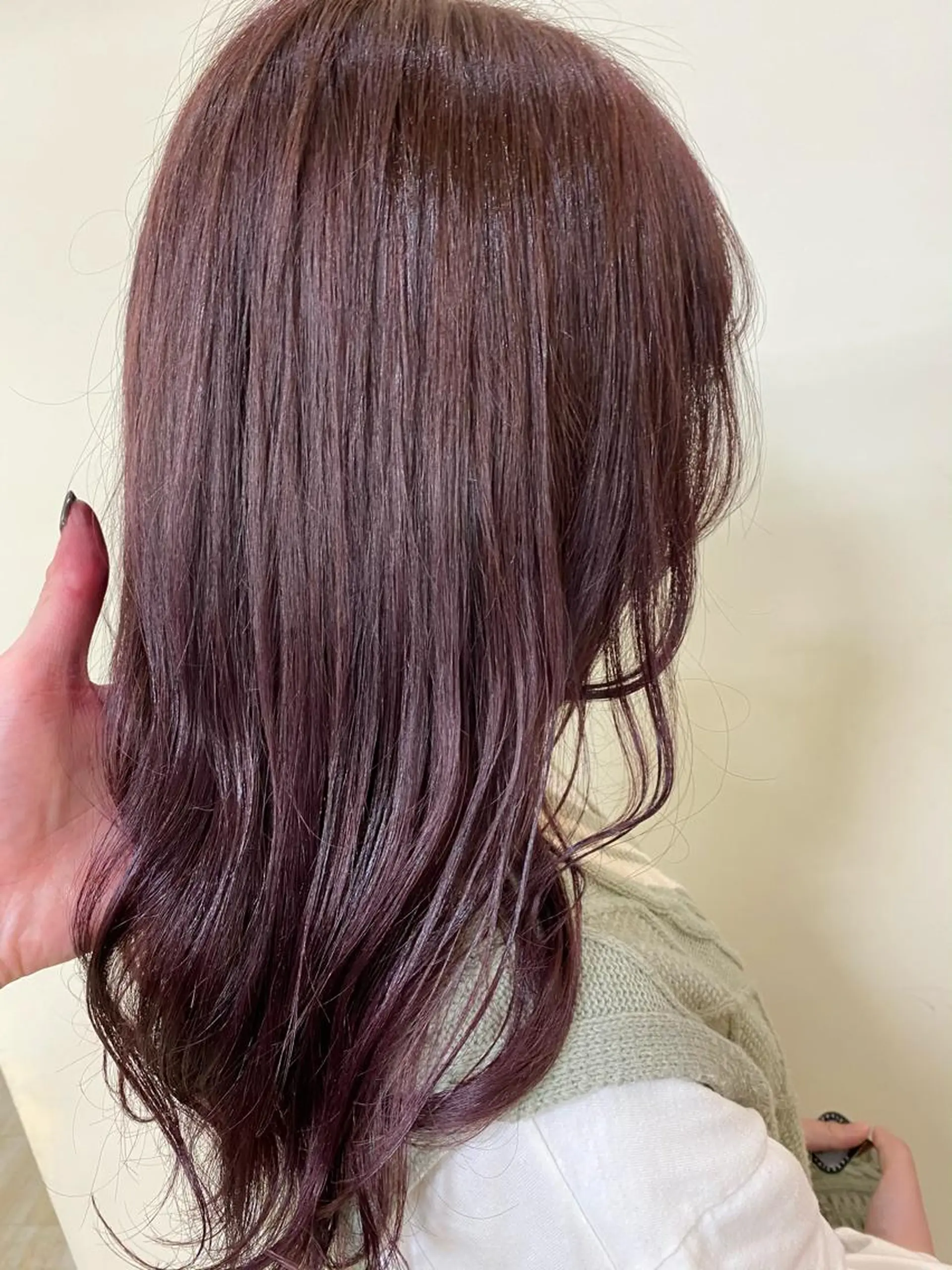 カラー SALOWIN栄 高須大貴のヘアスタイル