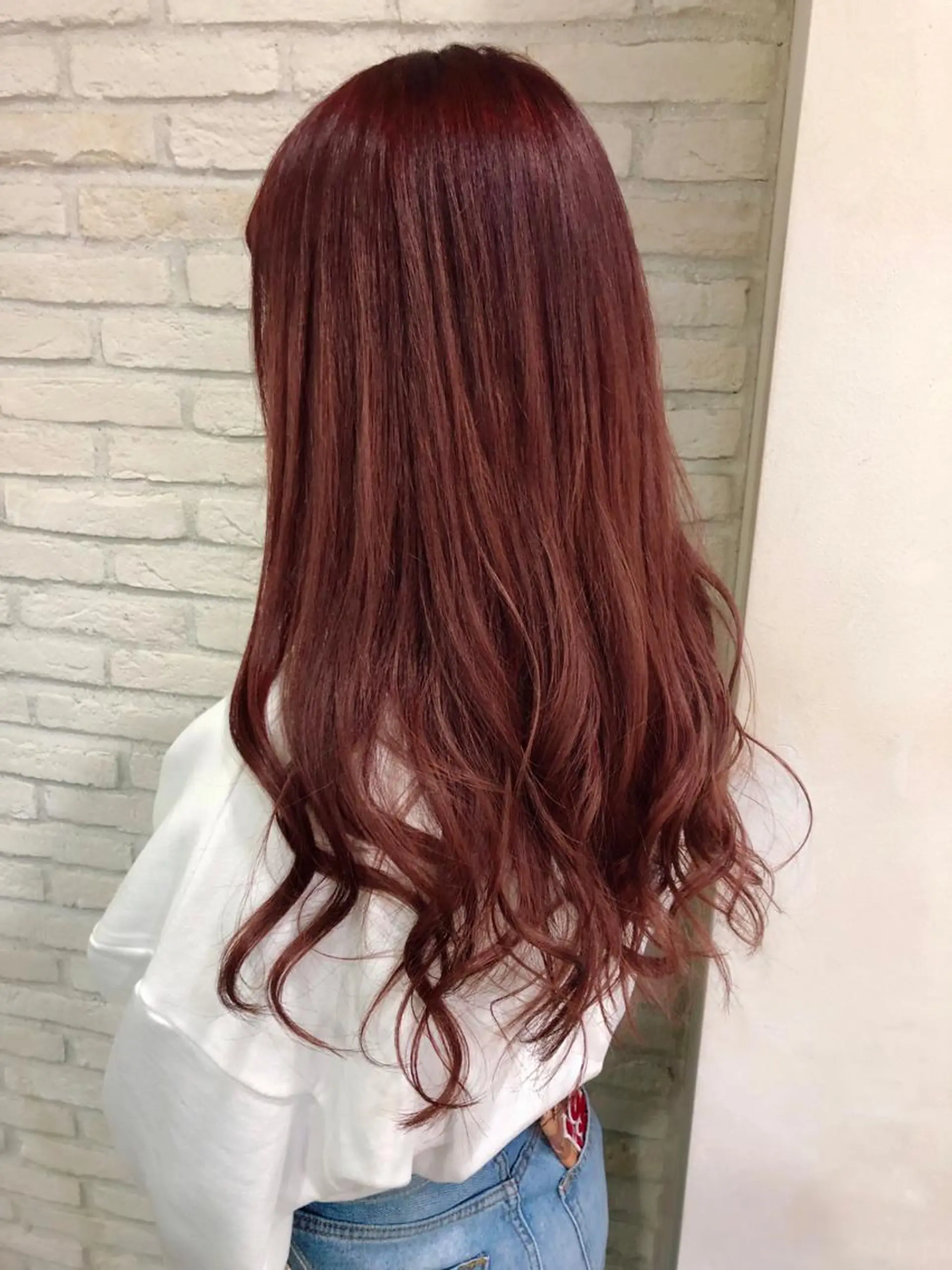 ロング カラー ブリーチ ボルドーカラー HAUS 片山みほのヘアスタイル