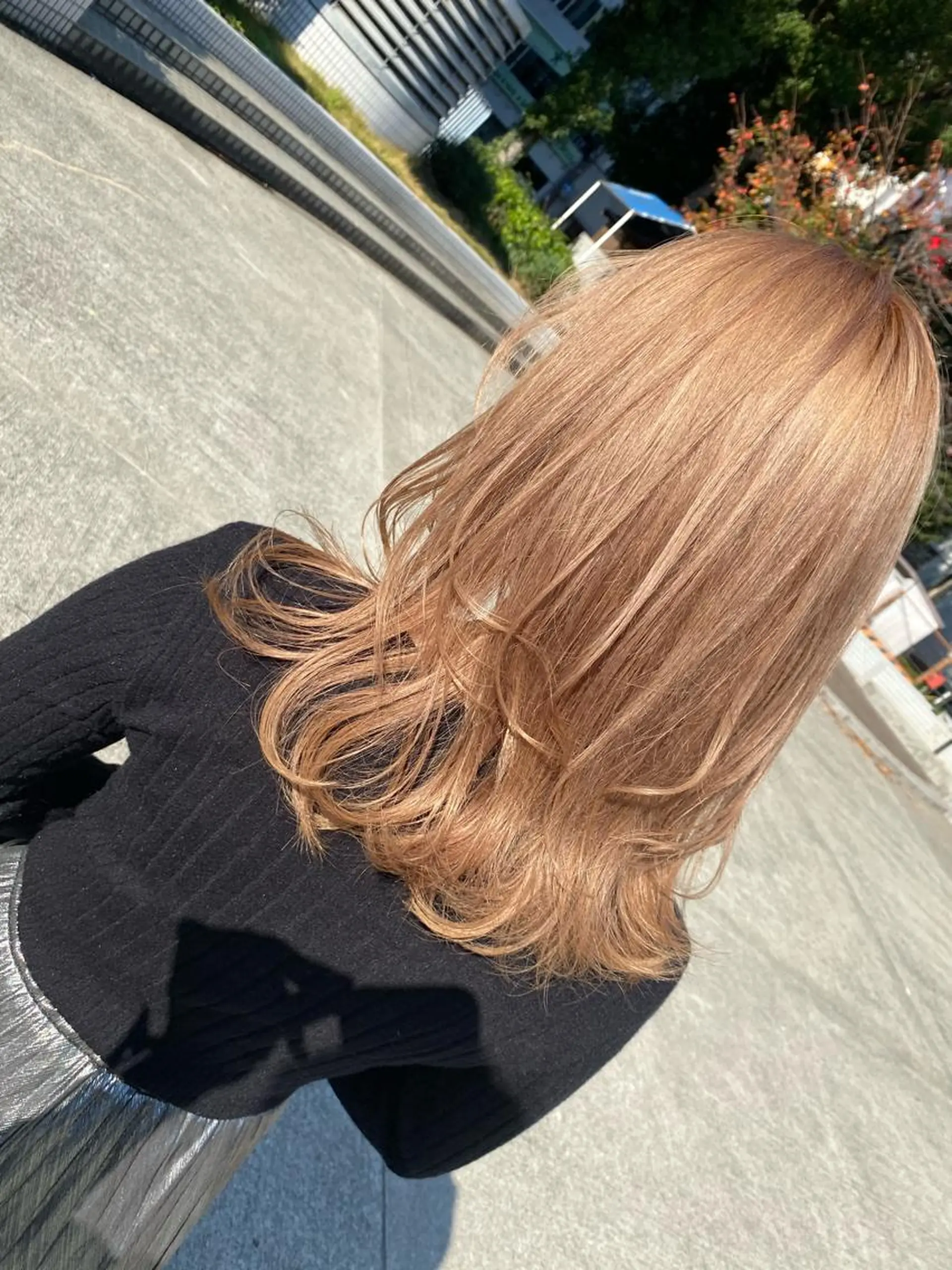 セミロング カラー カット ヘアカラー ハイトーンヘア/ 島崎　タクミのヘアスタイル