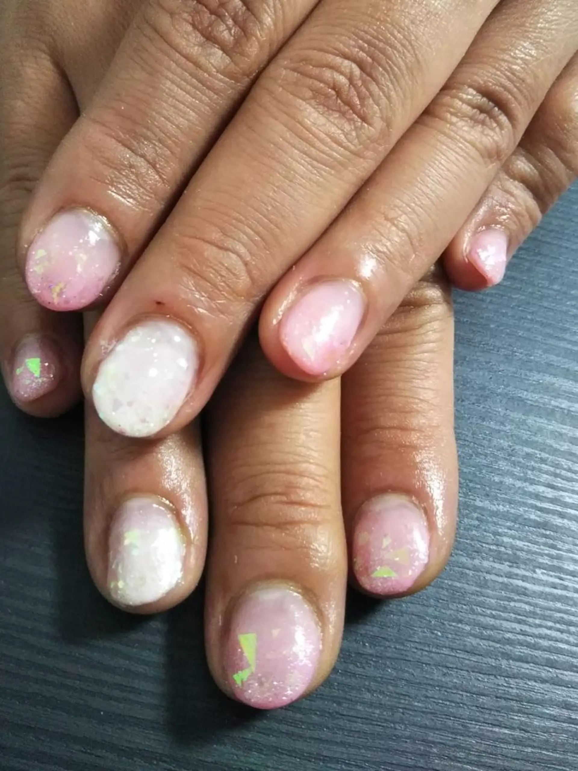 ネイル グラデーション キラキラネイル ラメ(グリッター) NAIL_ROOM Rのネイルデザイン