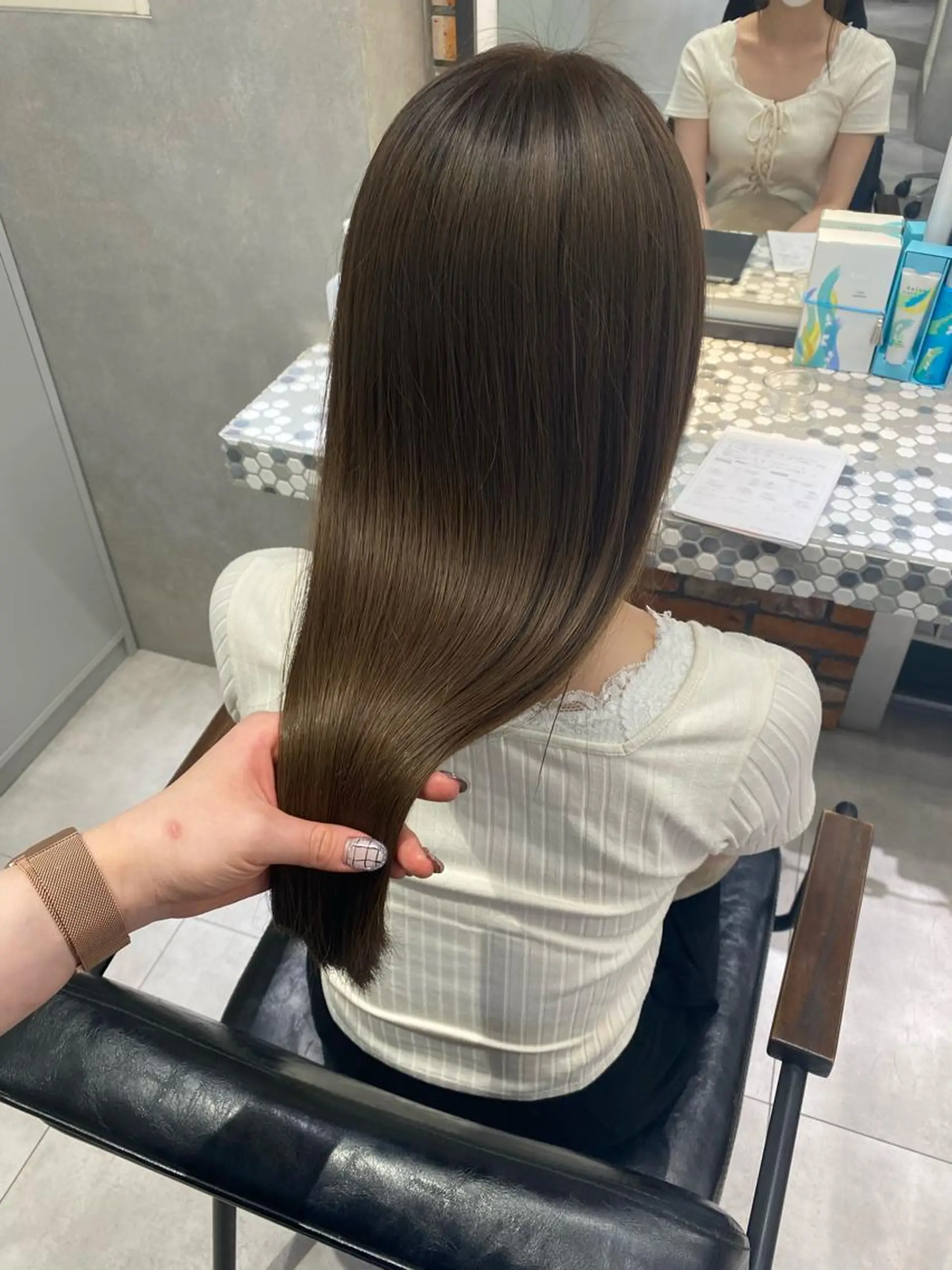 ロング カラー 𝒀𝒖𝒊𝒏𝒂 梅田/透明感カラーのヘアスタイル