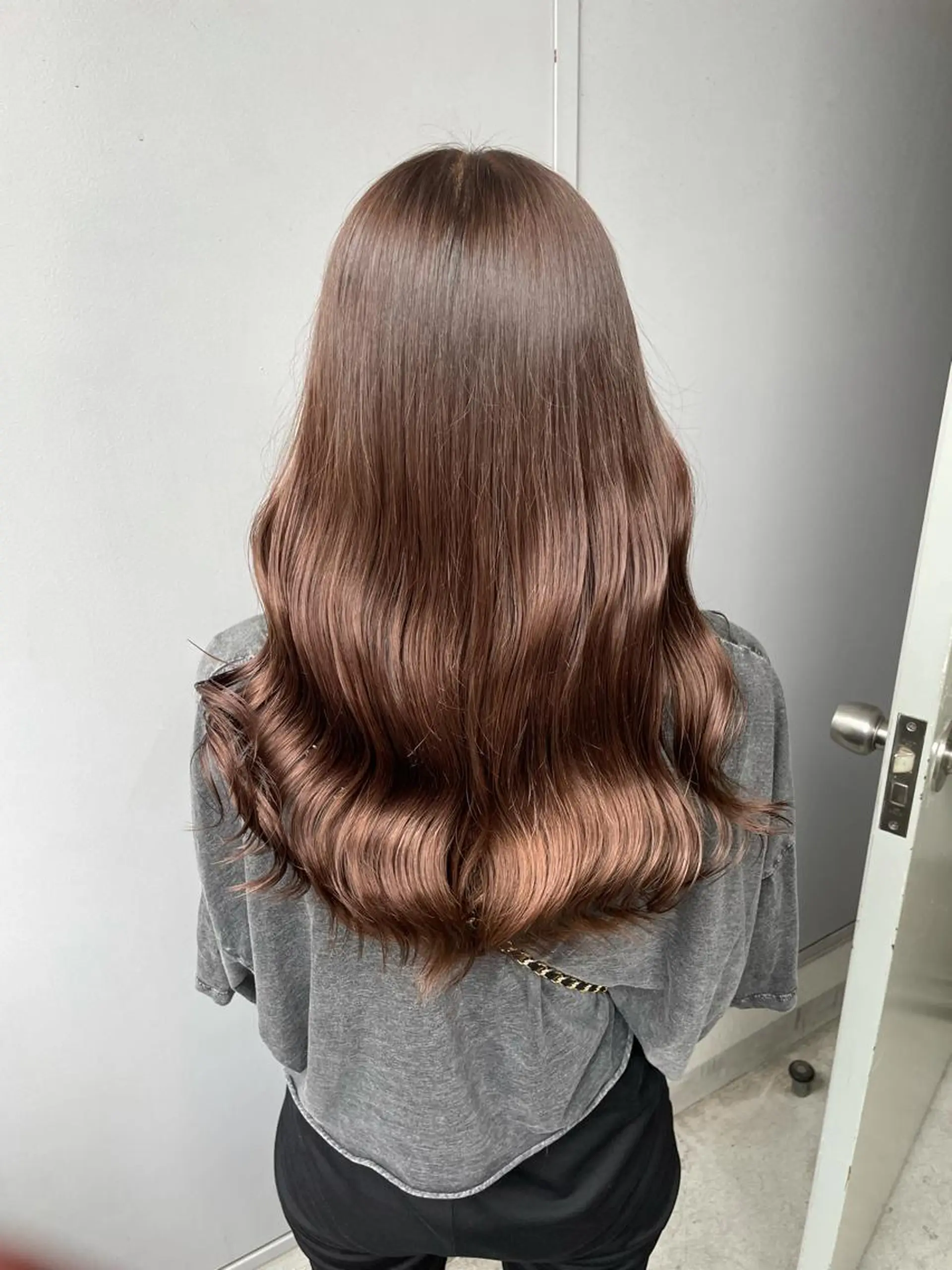 ロング カラー ヘアカラー トリートメント ヘッドスパ ヘアセット ベージュカラー💖 やすひろのヘアスタイル