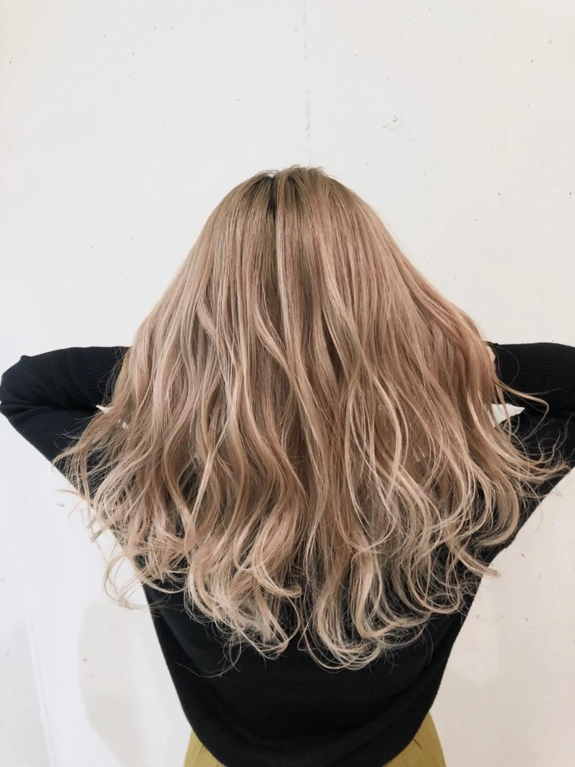 セミロング カラー パーマ ヘアアレンジ バレイヤージュ ベージュカラー ブリーチ ケアブリーチ 透明感カラー 【ツヤ髪美容師】 ツダケイスケのヘアスタイル