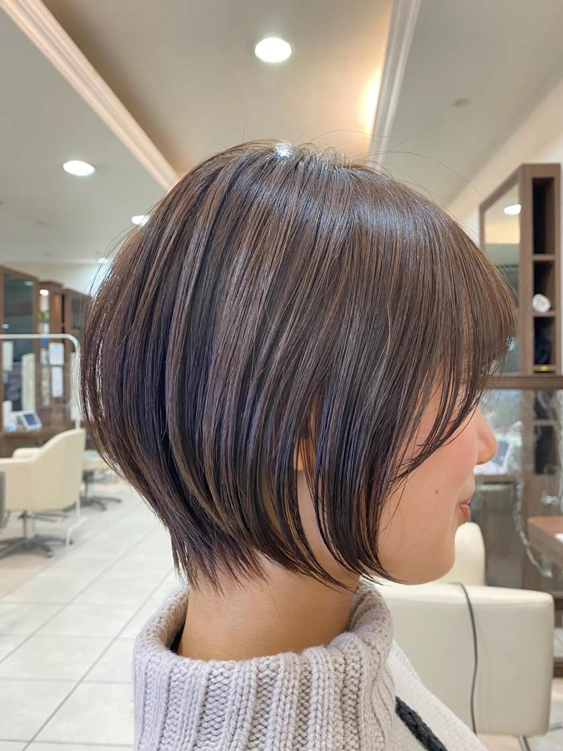 ショート ショートボブ ハンサムショート ボブ くびれヘア ハイライト カット トリートメント ✨髪質改善・縮毛矯正 専門美容室マーベルのヘアスタイル